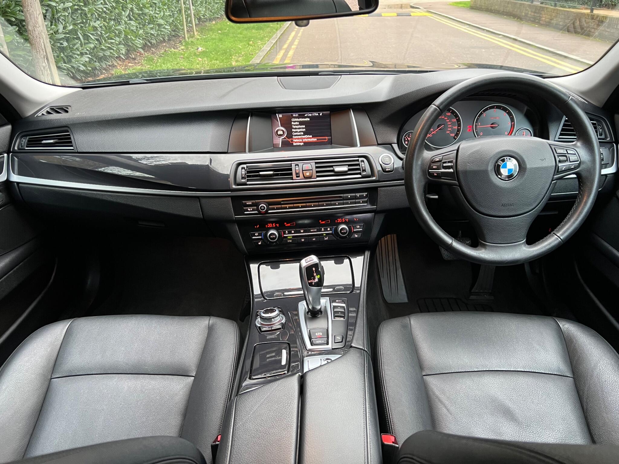 BMW 5 Series view 14