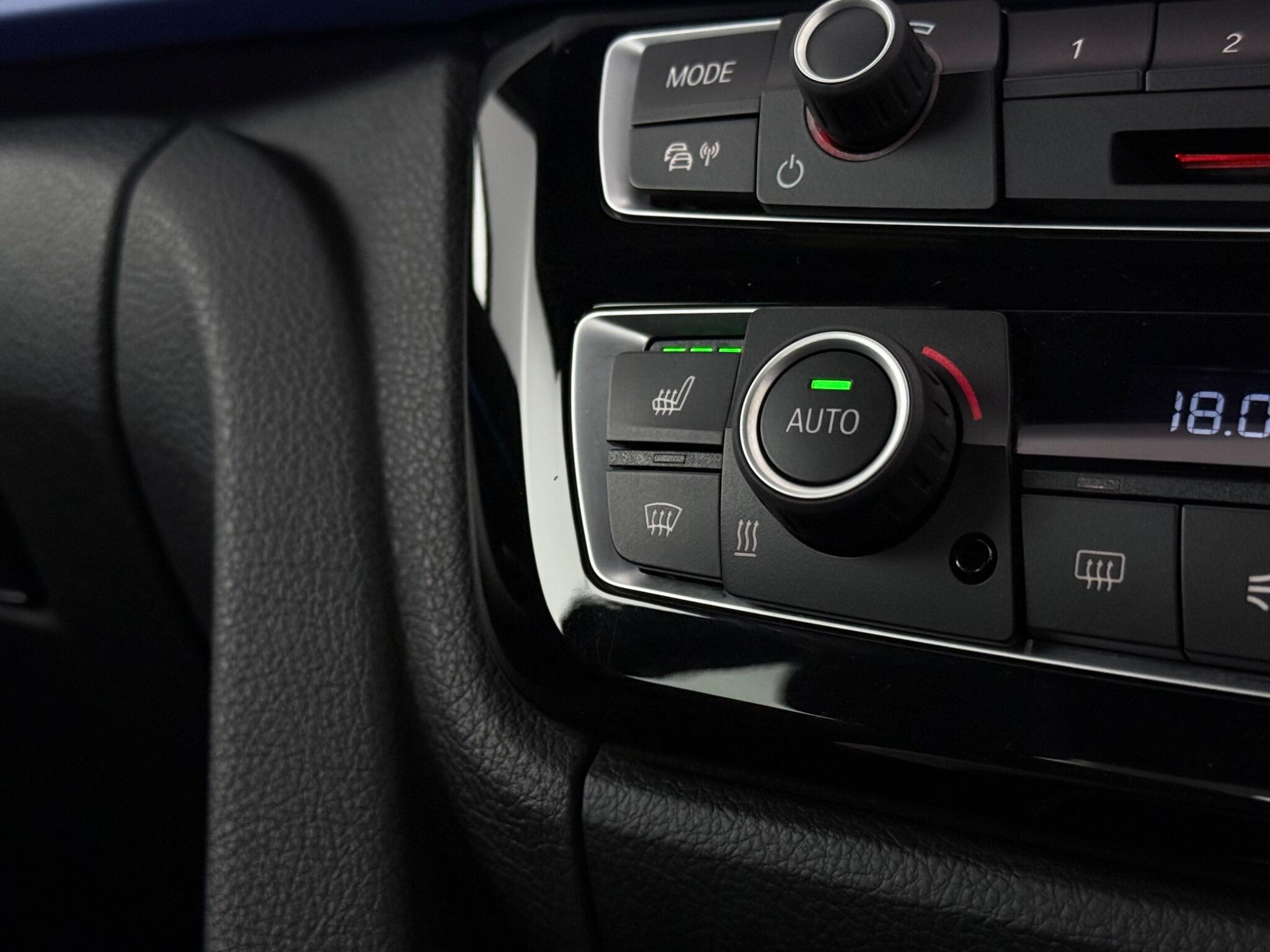 BMW 4 Series view 22