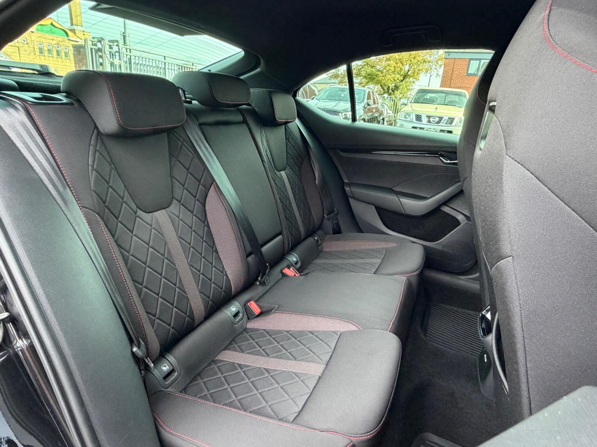 Skoda Octavia view 14
