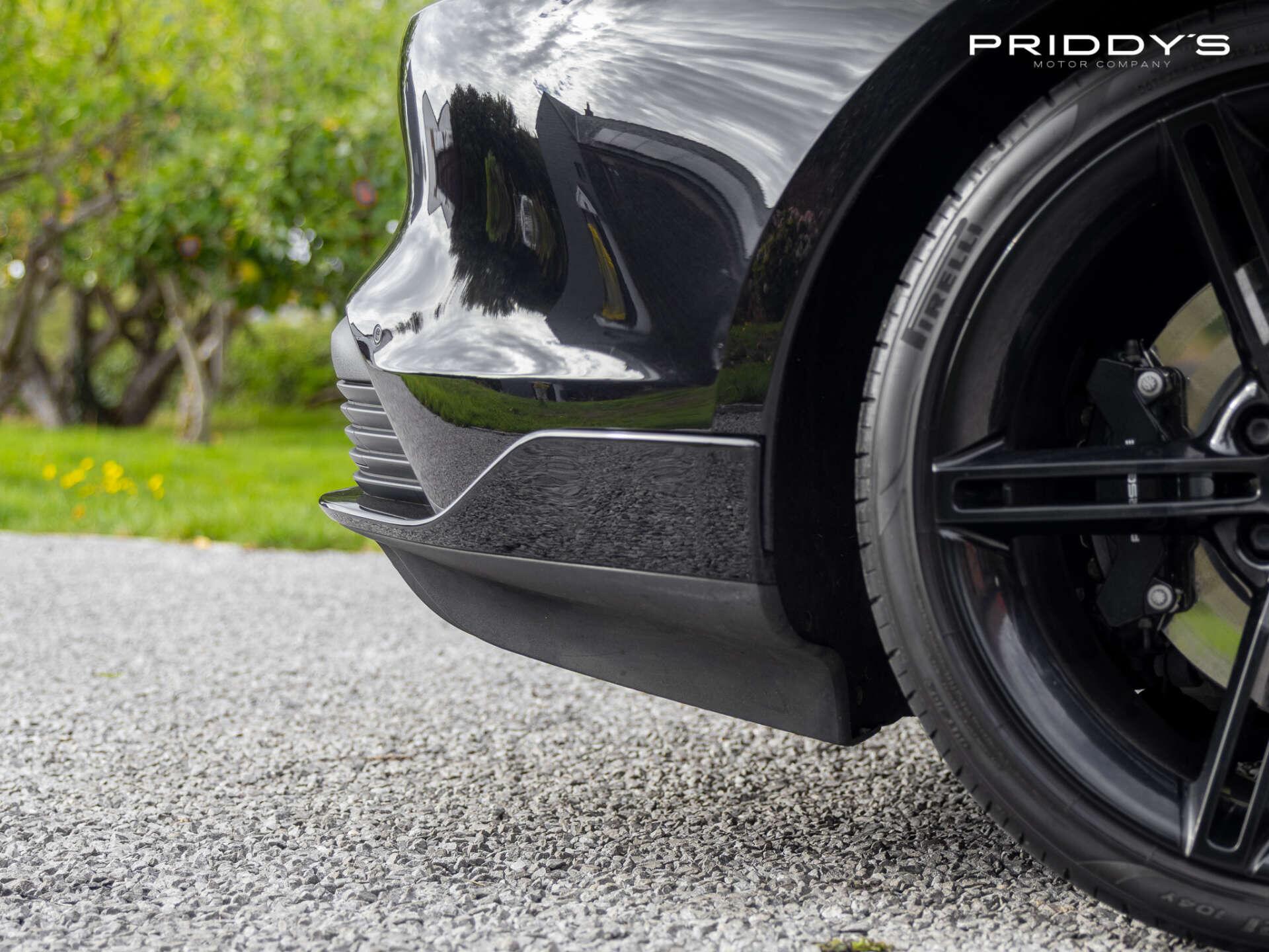 Porsche Taycan view 21