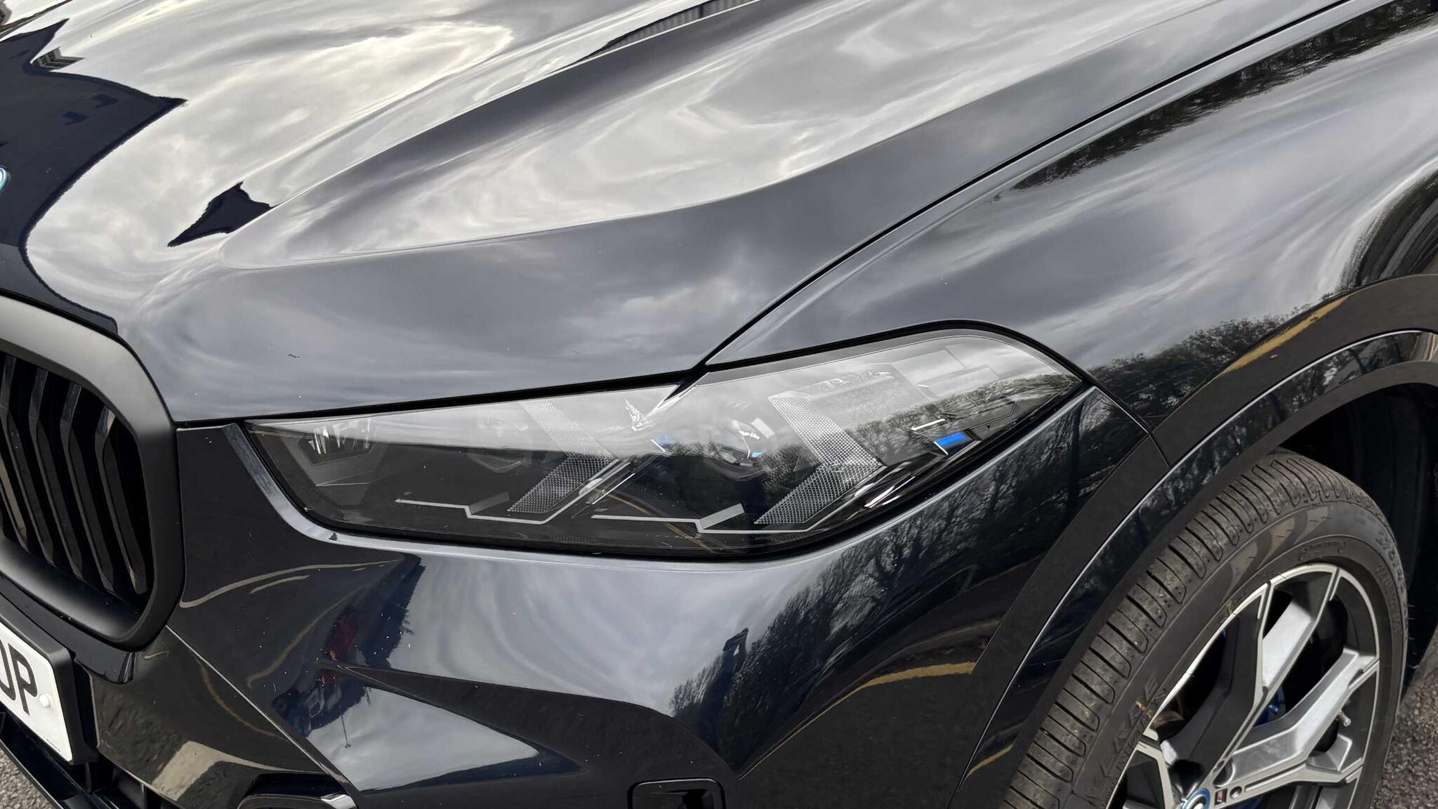 BMW X5 view 40