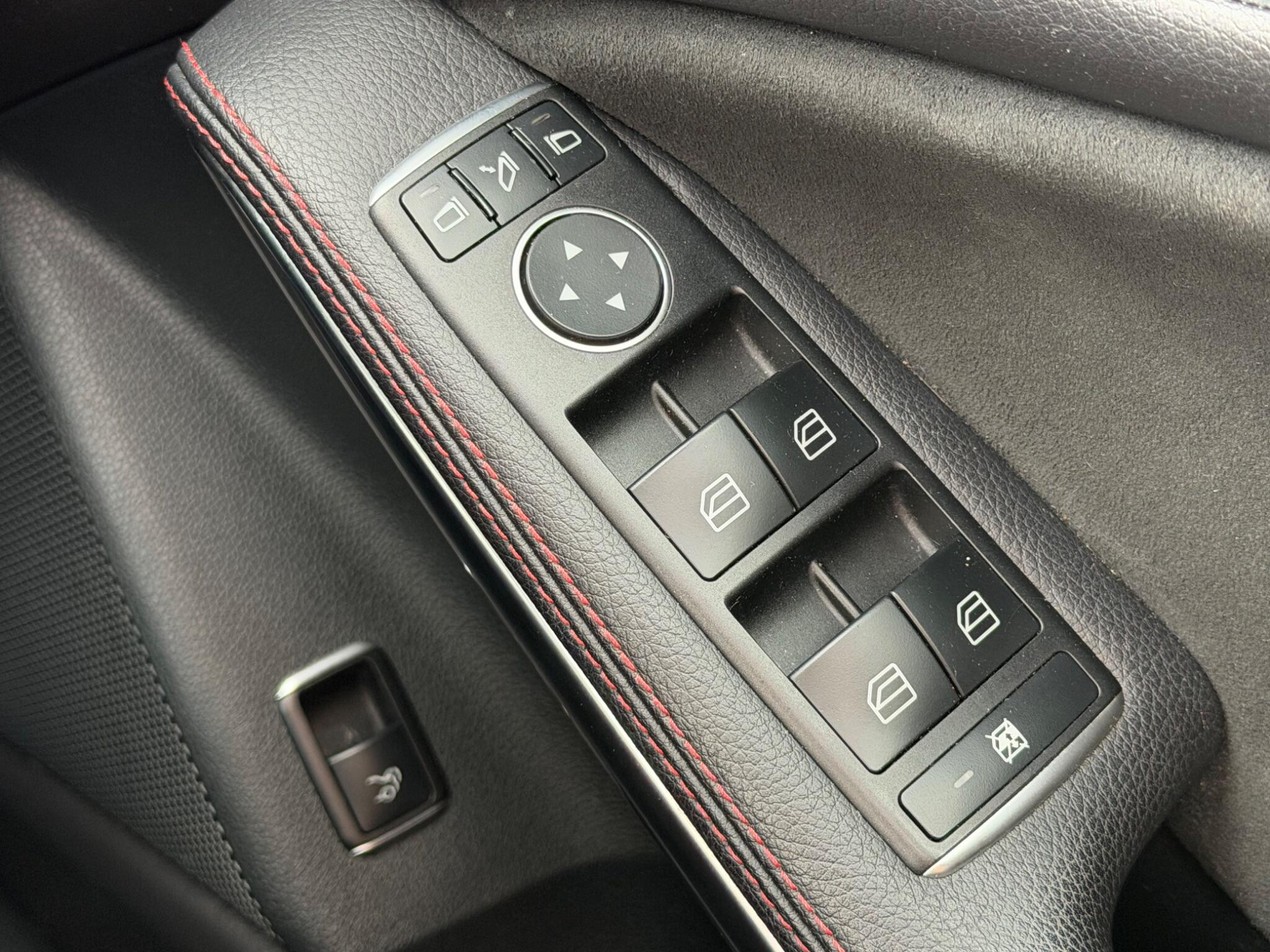 Mercedes-Benz Cla view 50