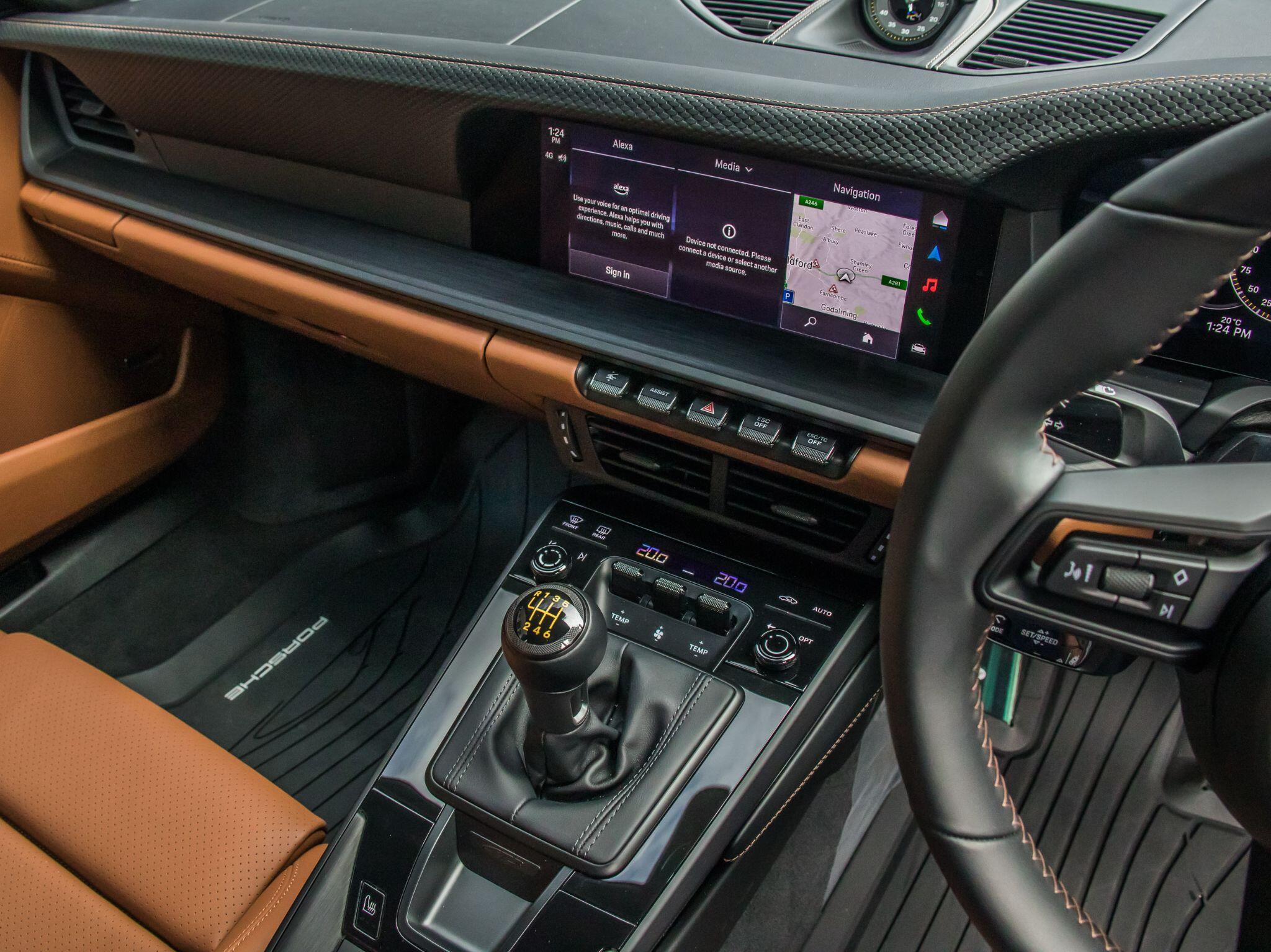Porsche 911 view 23