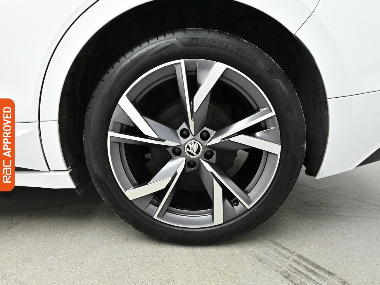 Skoda Enyaq view 16