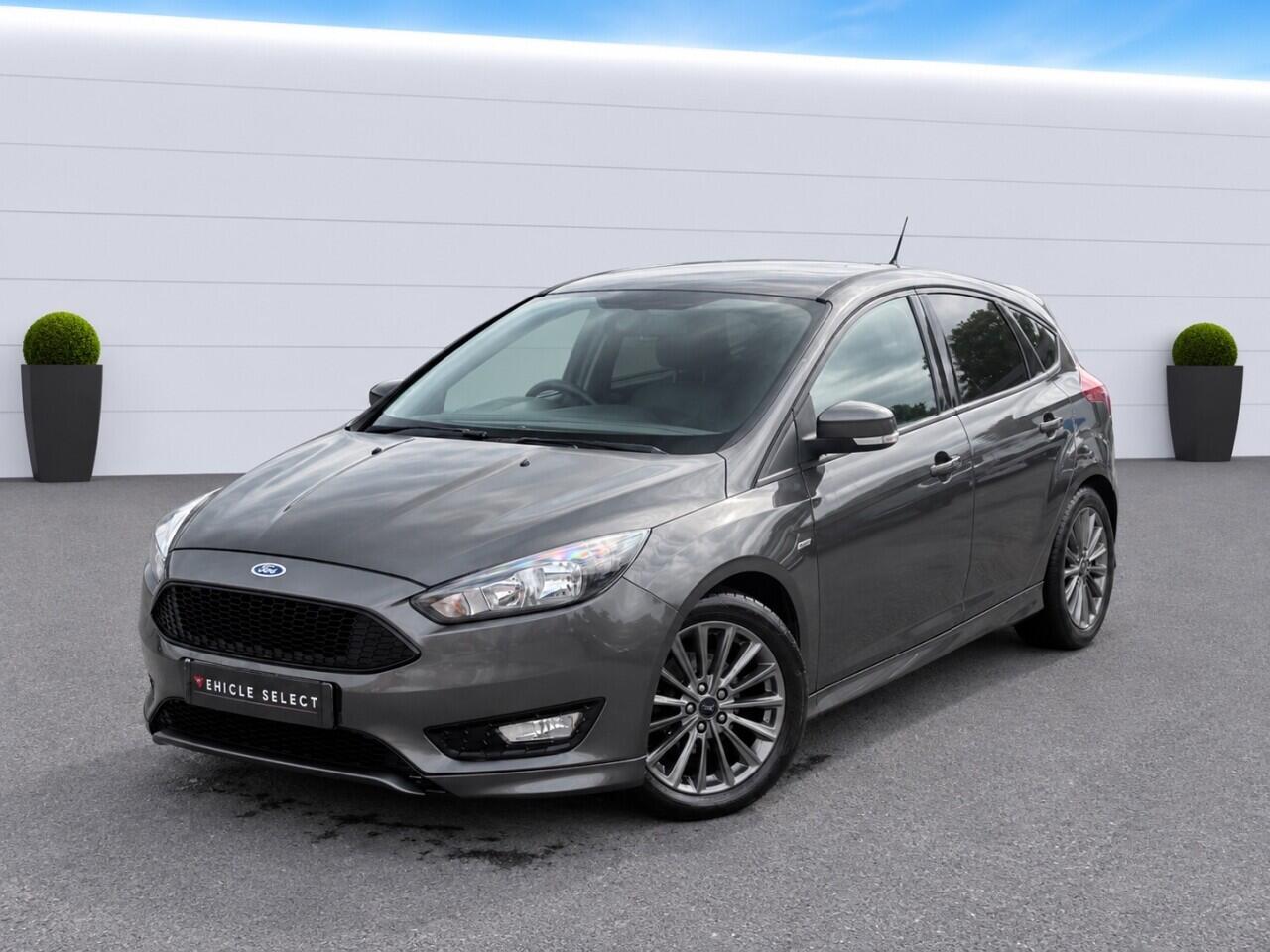 Ford Focus view 5