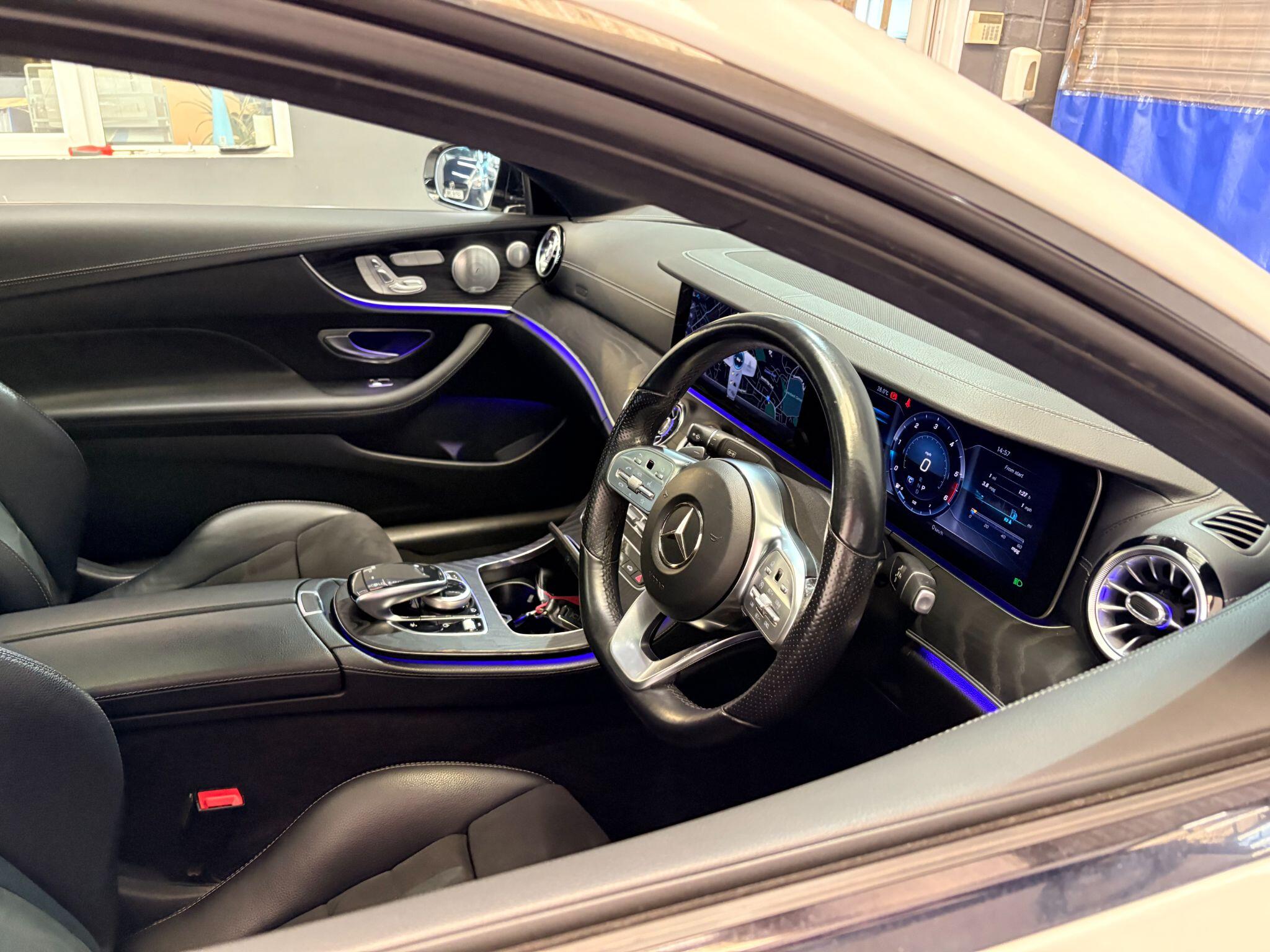 Mercedes-Benz E-Class view 36