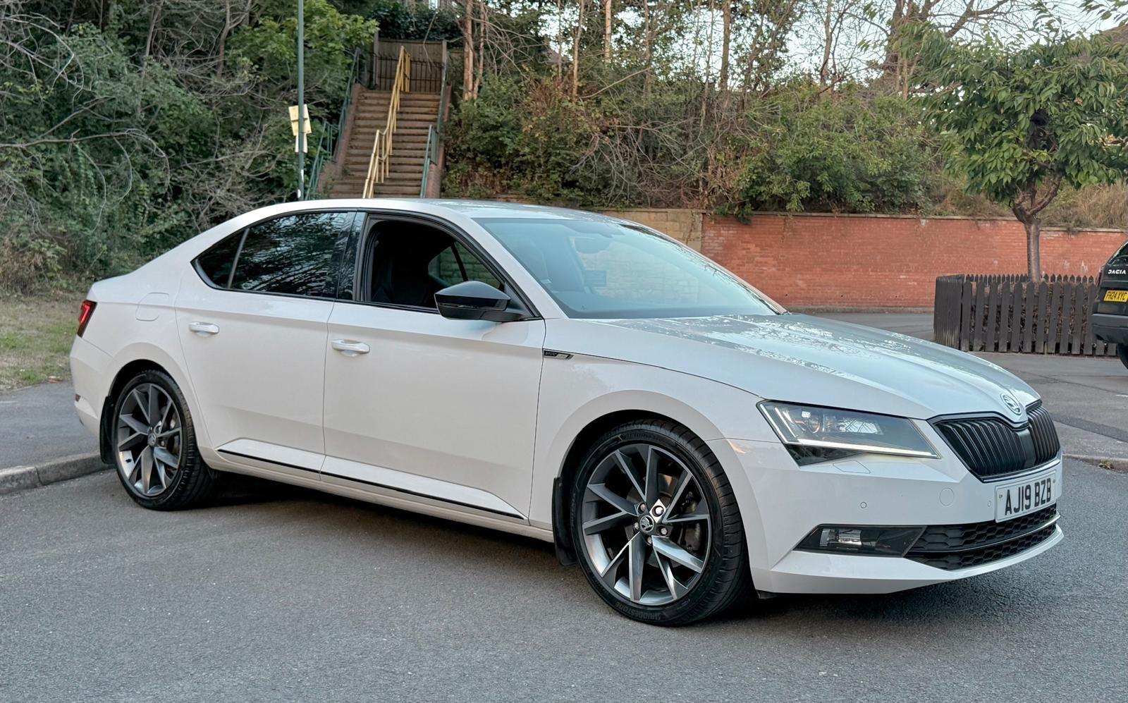 Skoda Superb view 38