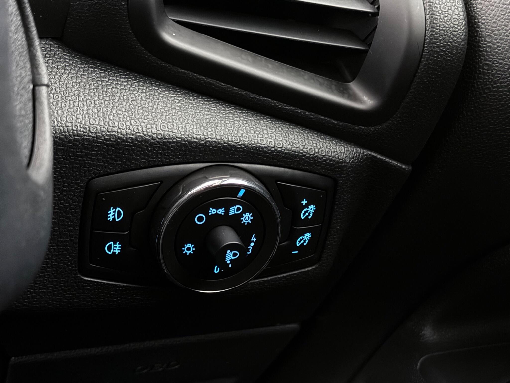 Ford Ecosport view 19