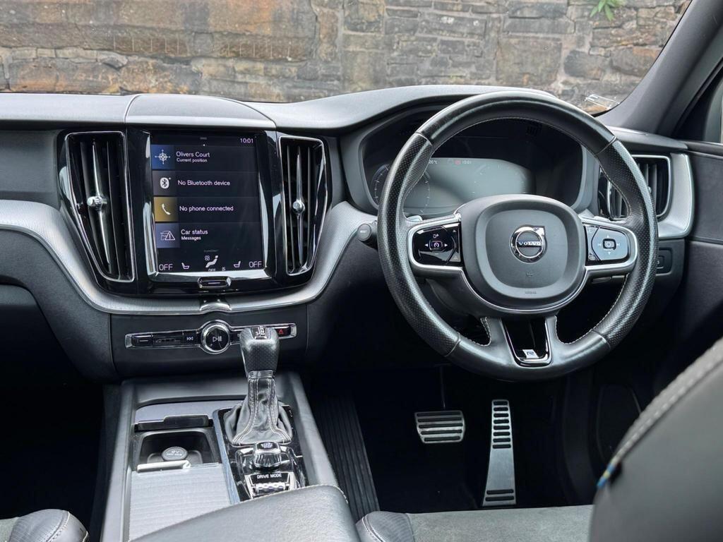 Volvo XC60 view 23