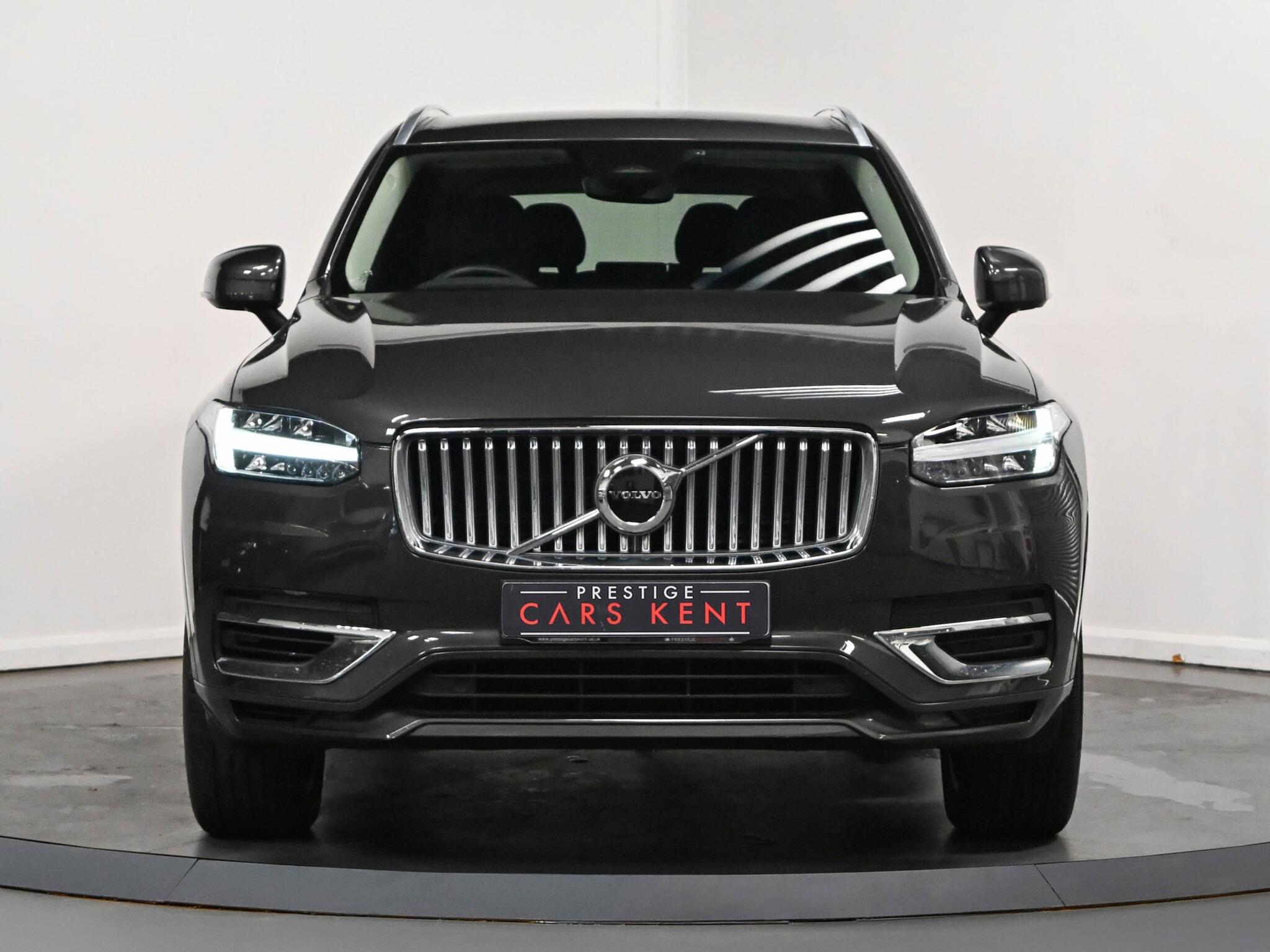 Volvo XC90 view 23