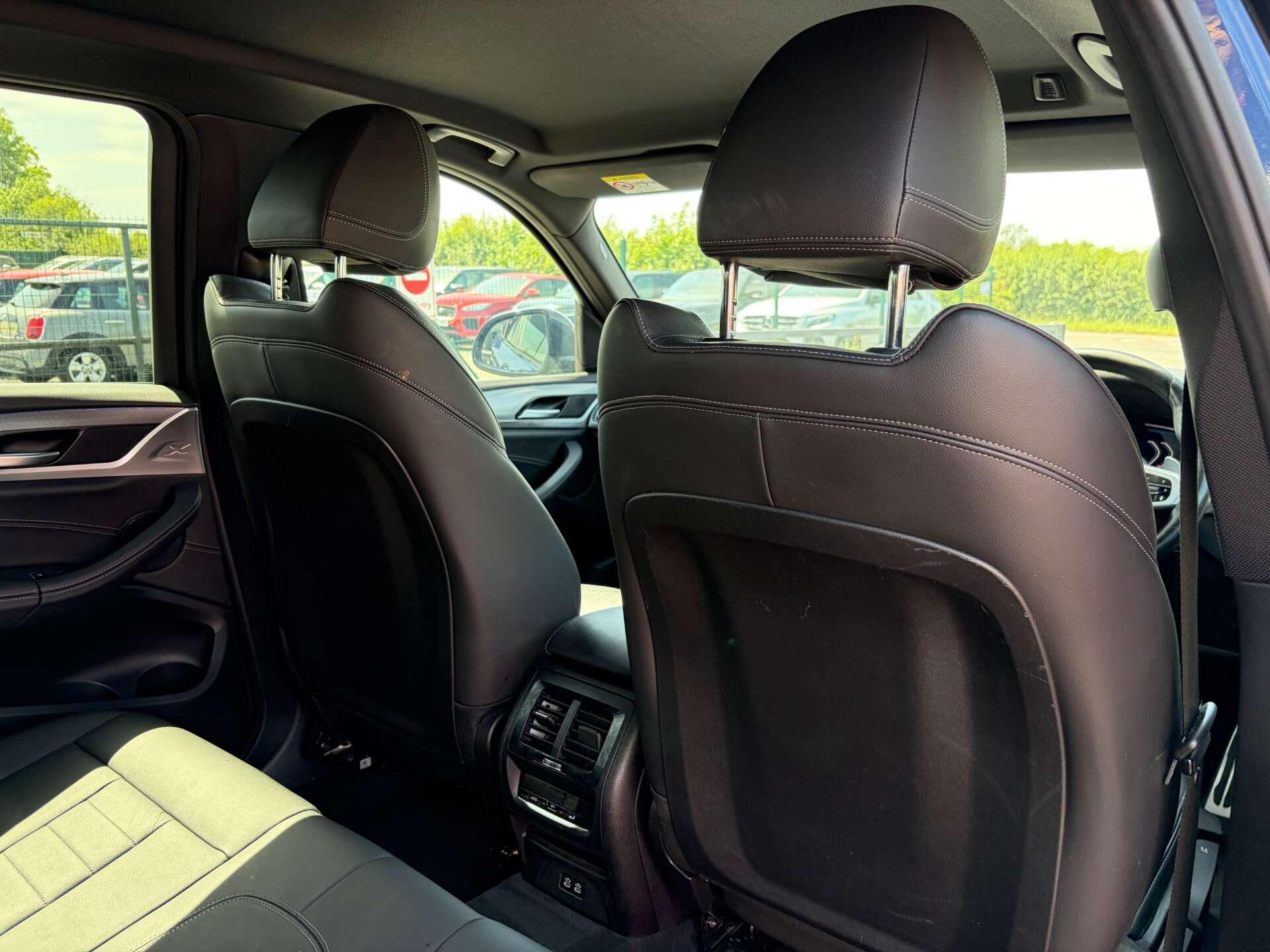 BMW X3 view 30