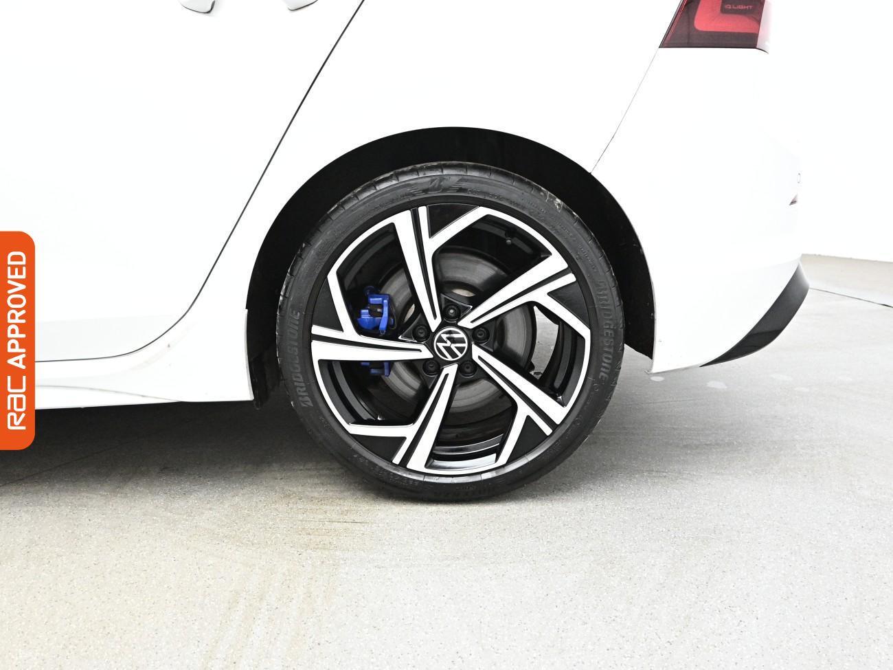 Volkswagen Golf view 31
