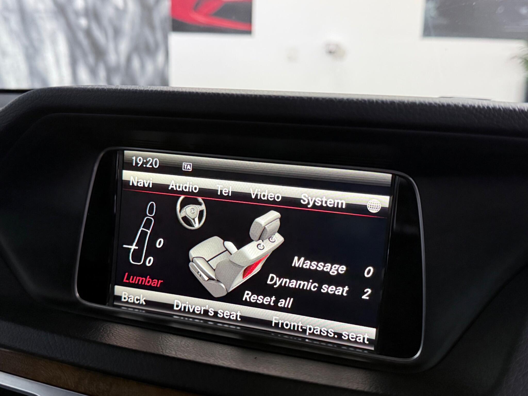 Mercedes-Benz E-Class view 37