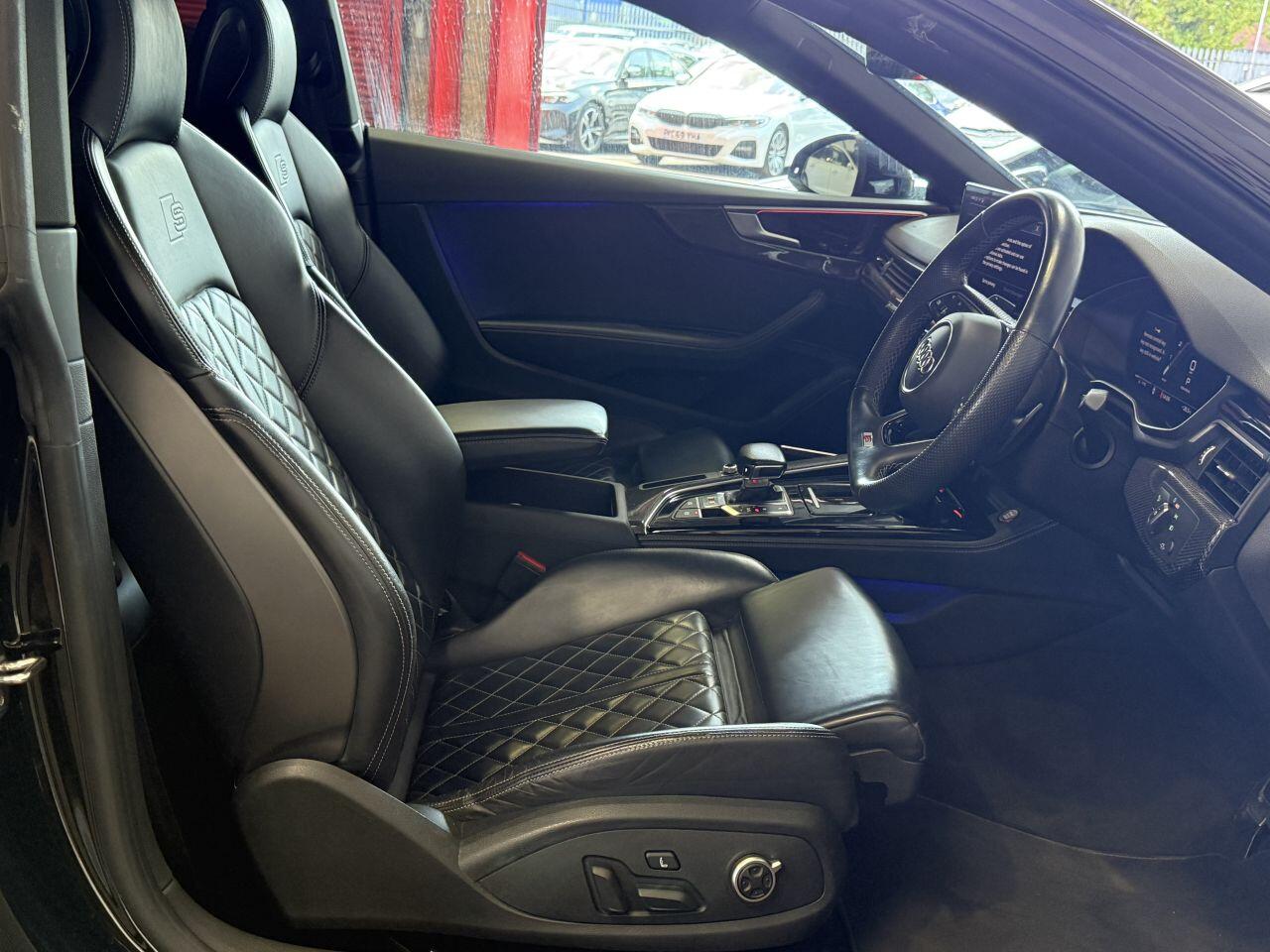 Audi S5 view 29