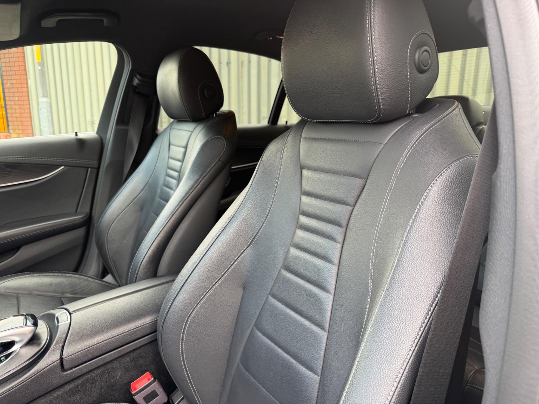 Mercedes-Benz E Class view 57