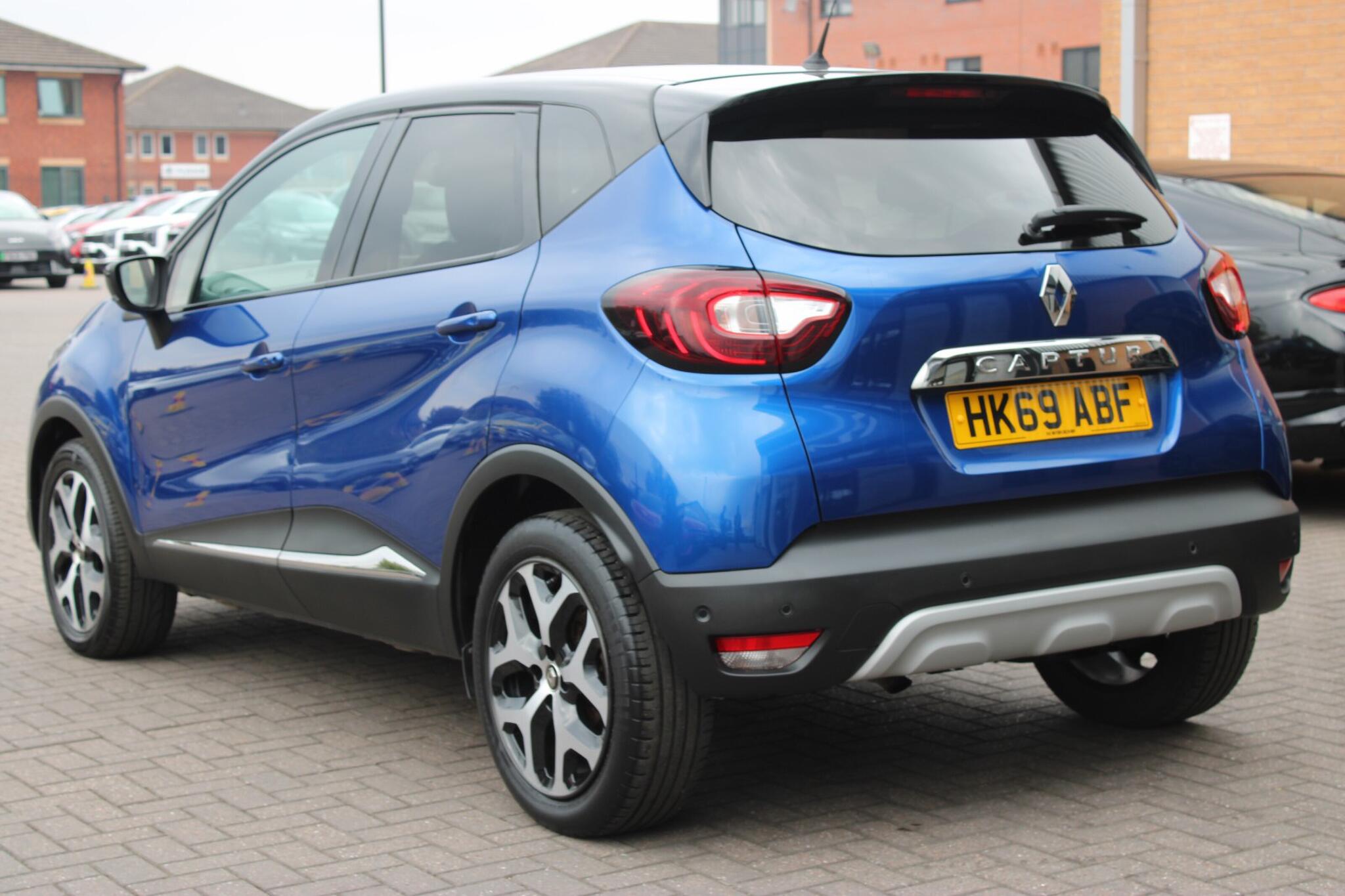 Renault Captur view 5