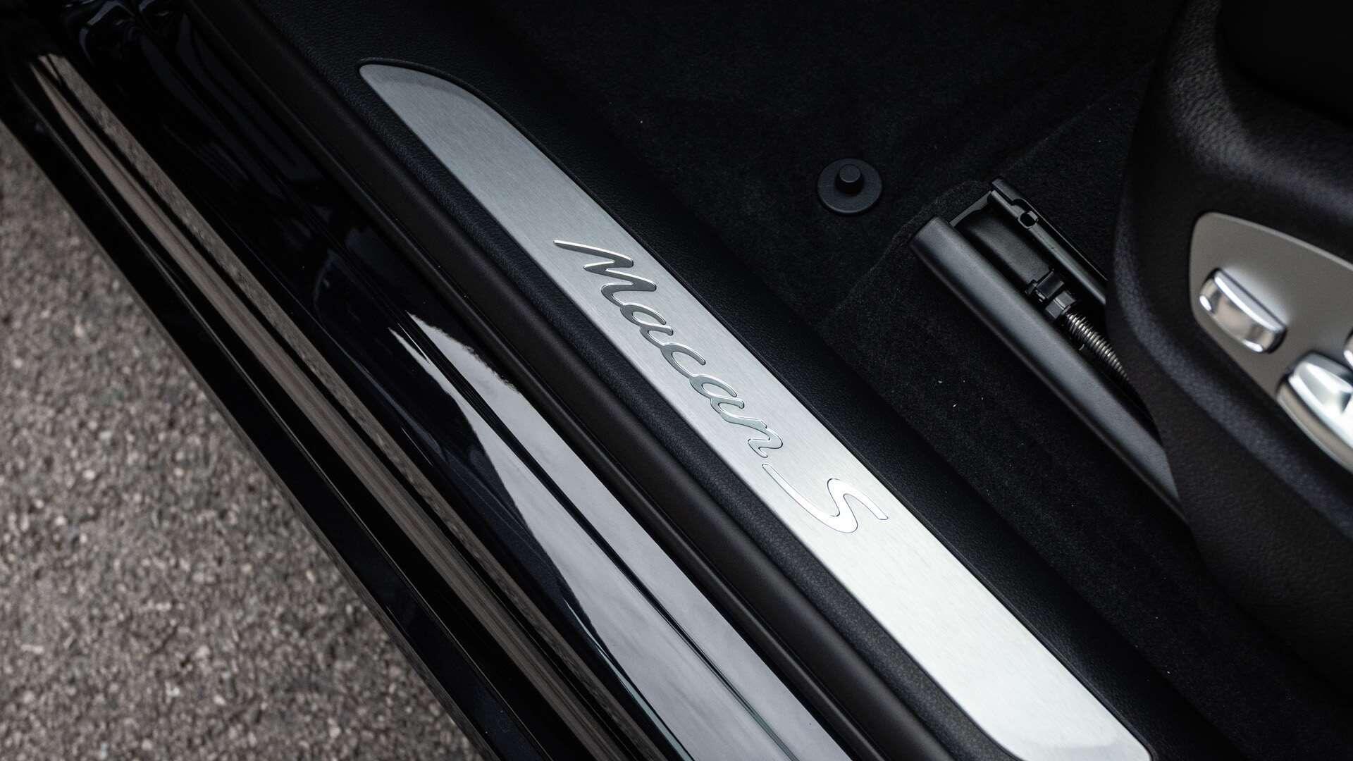 Porsche Macan view 36