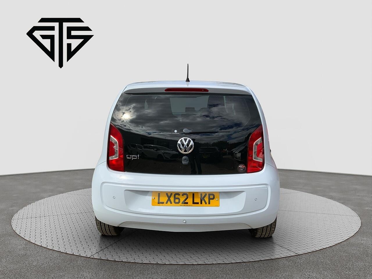 Volkswagen Up! view 4