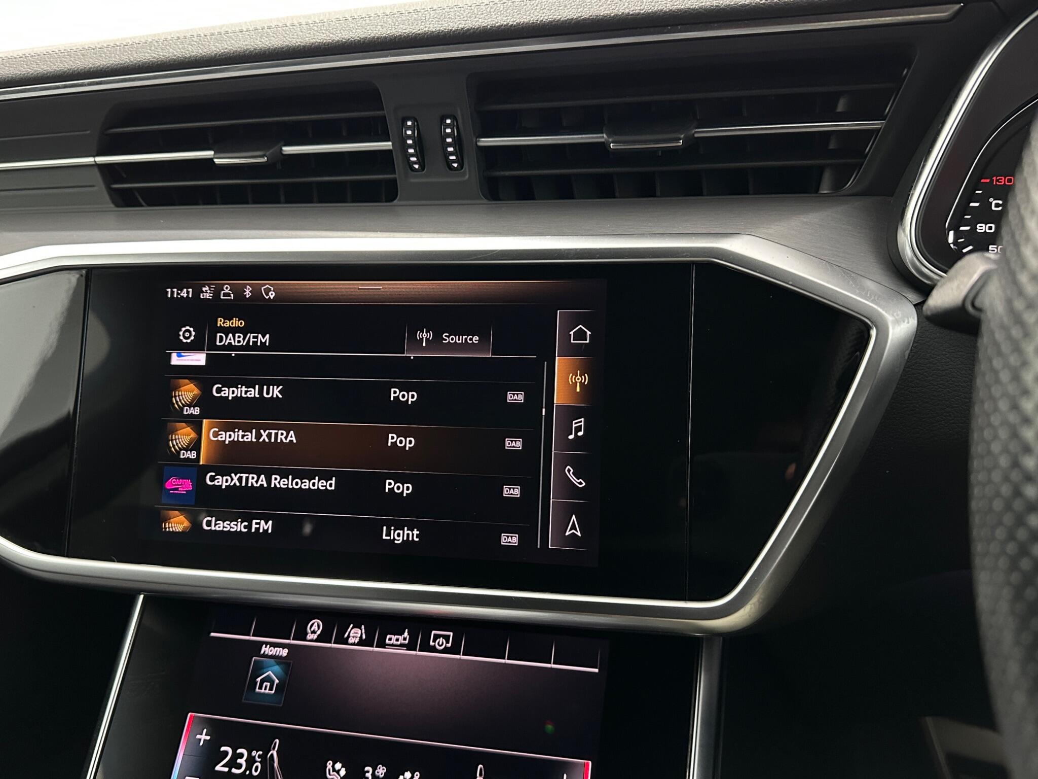 Audi A6 view 26