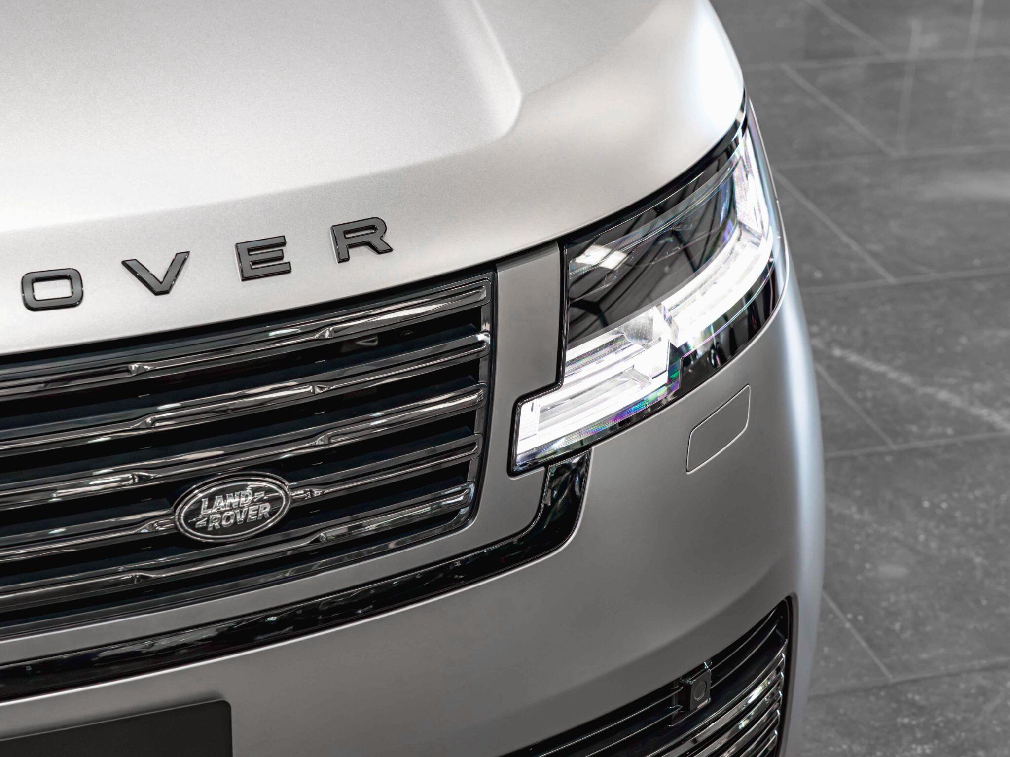 Land Rover Range Rover view 15