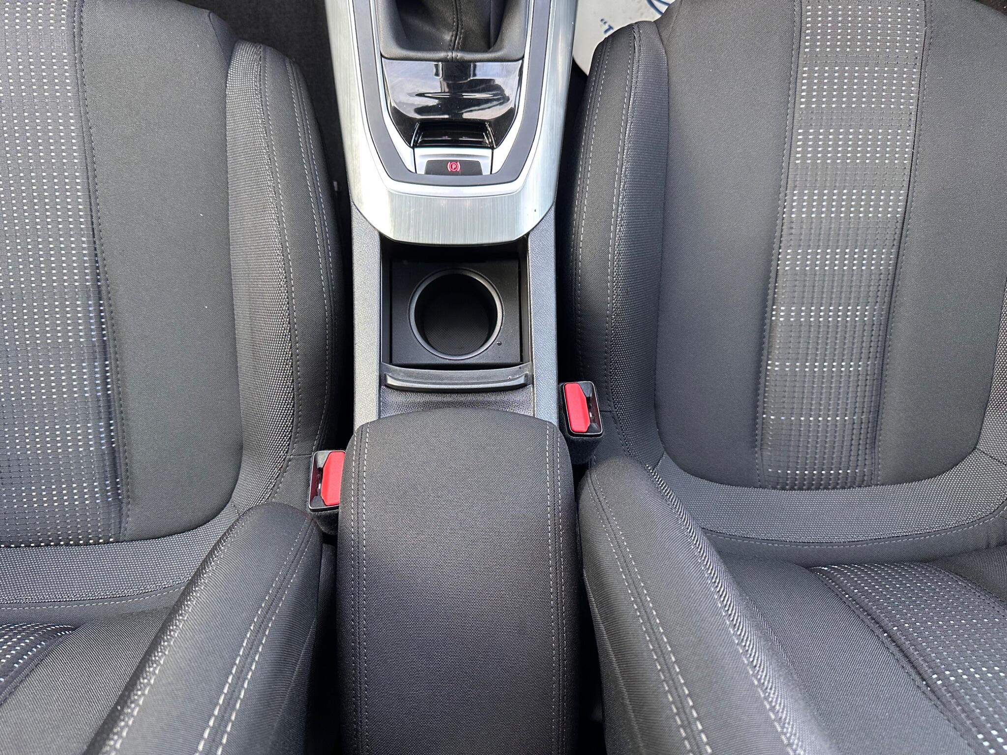 Peugeot 308 view 42
