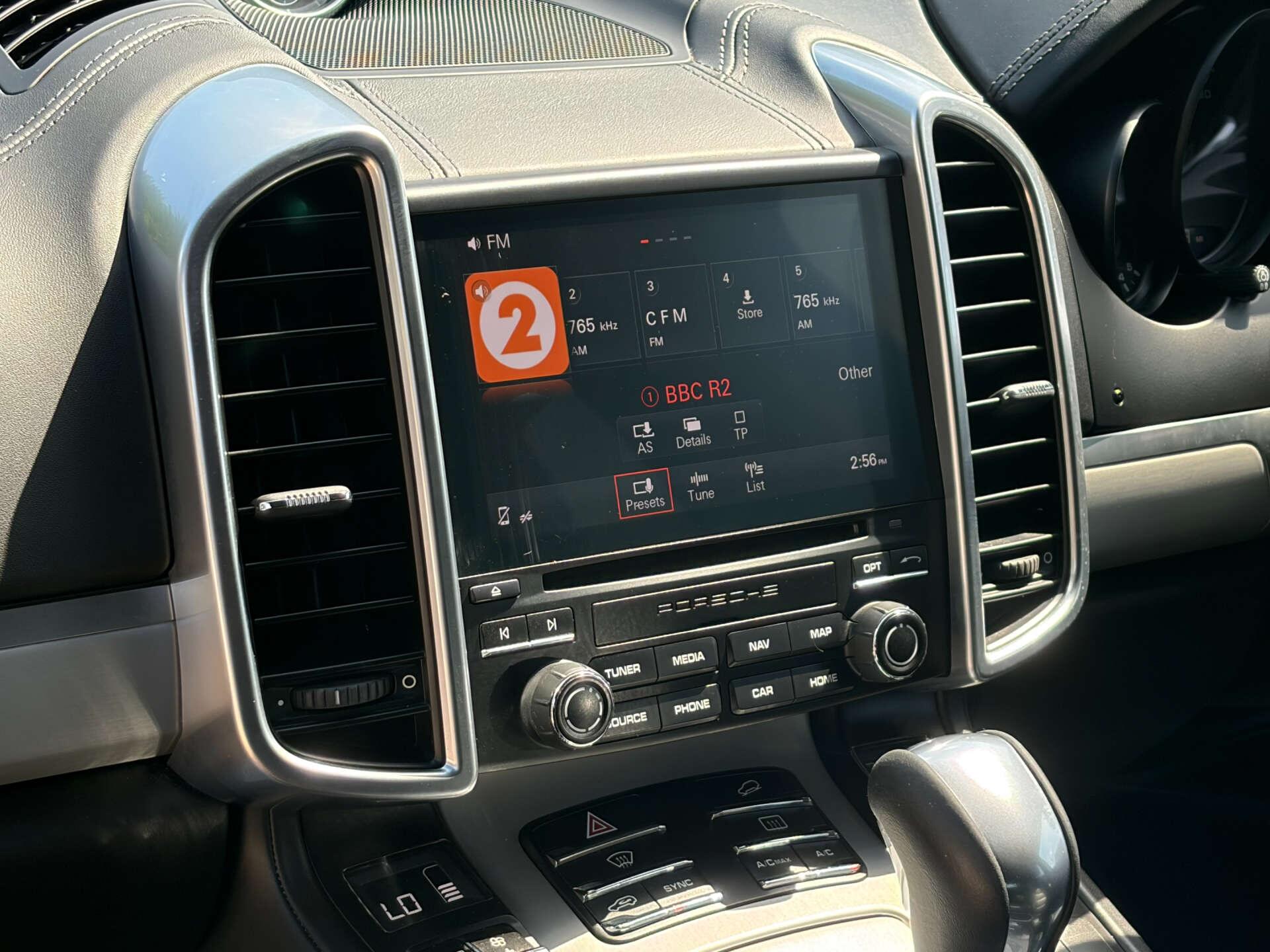 Porsche Cayenne view 28