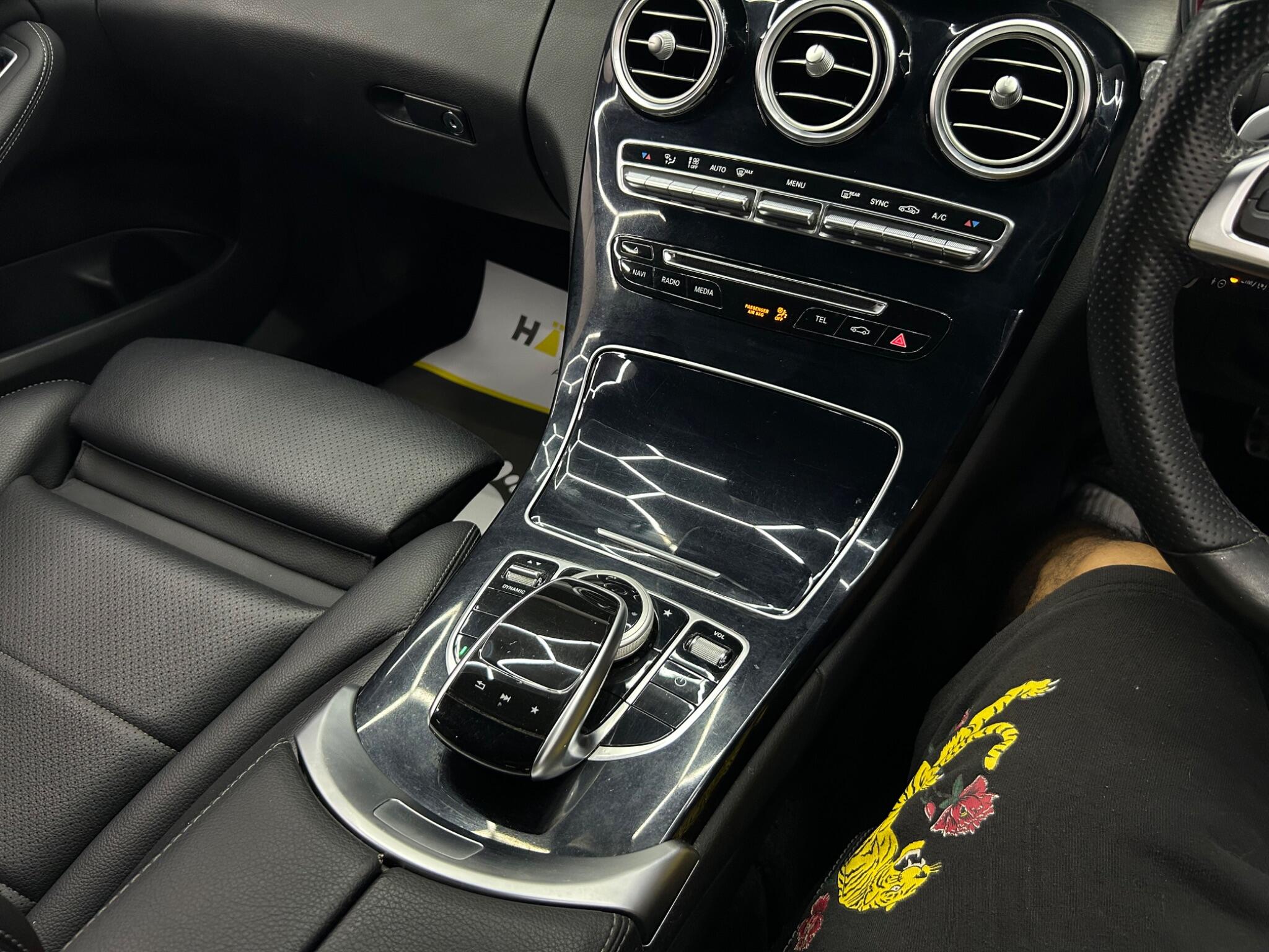 Mercedes-Benz C-Class view 10