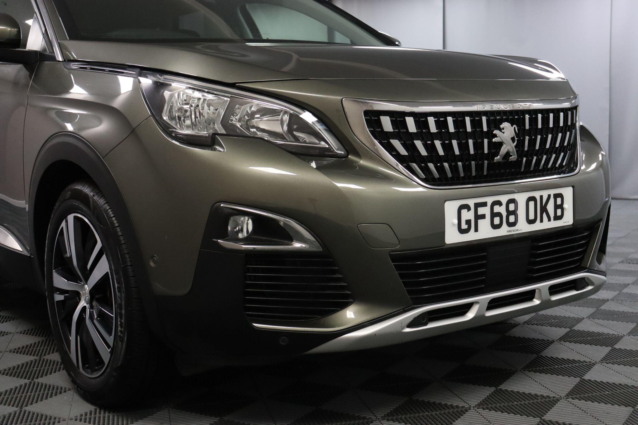 Peugeot 3008 view 10