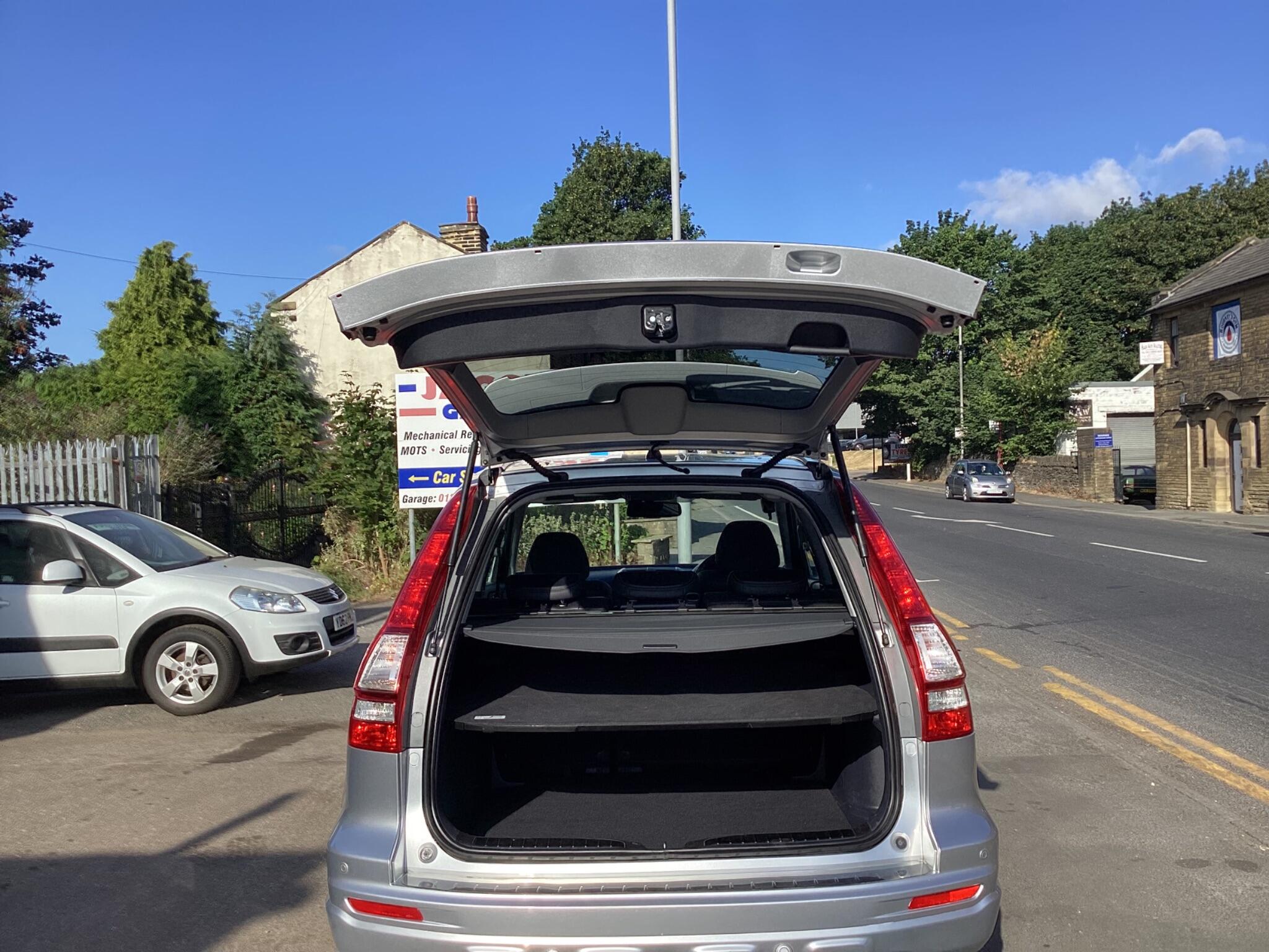 Honda CR-V view 10