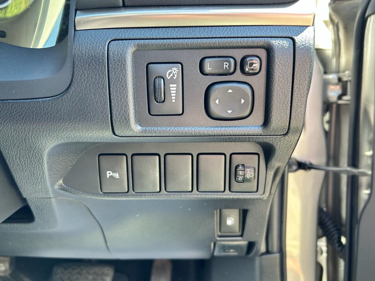 Lexus CT view 25