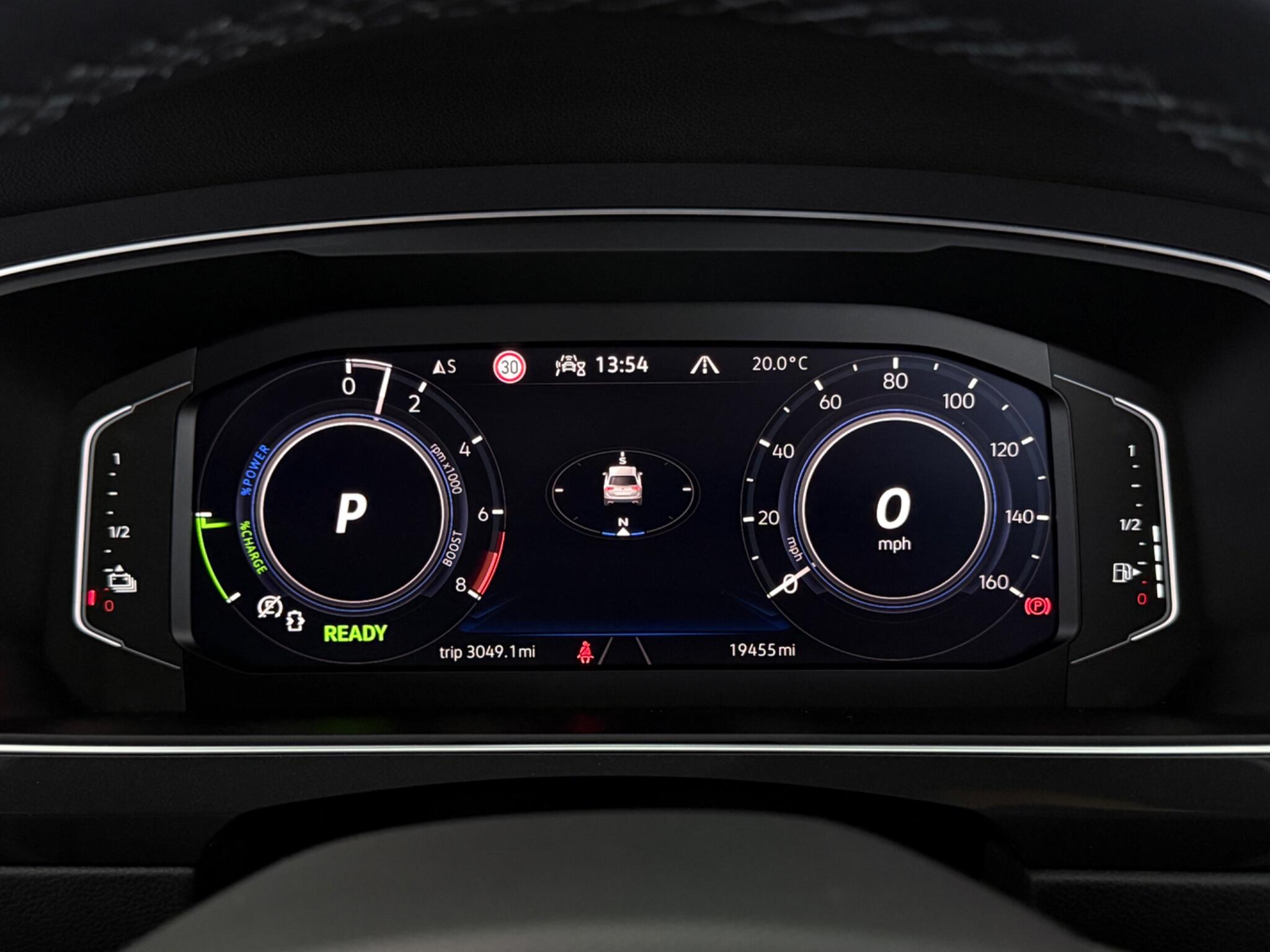 Volkswagen Tiguan view 15