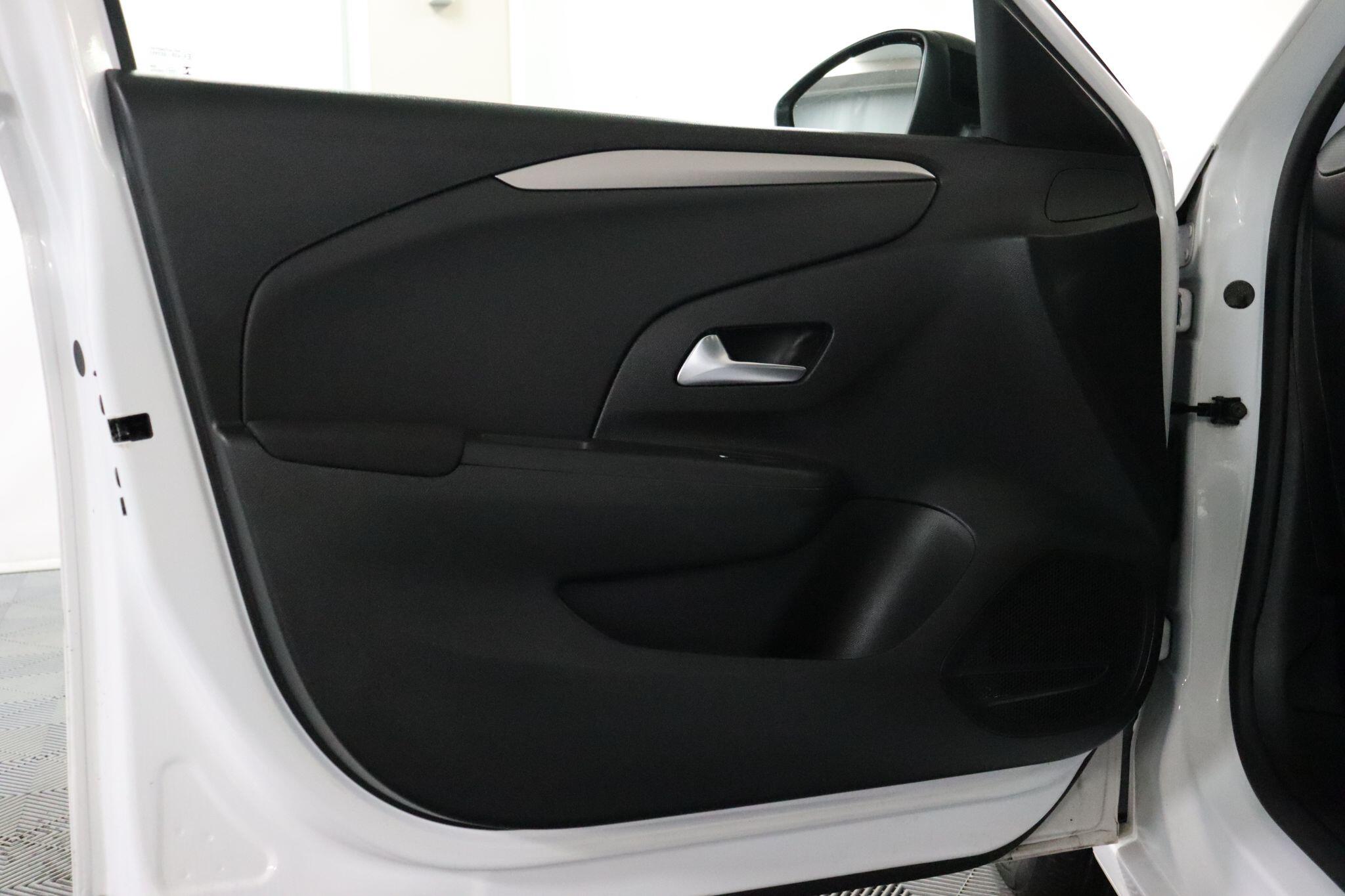Vauxhall Corsa Electric view 45