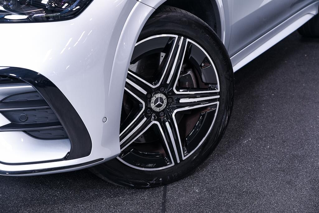 Mercedes-Benz GLE view 35