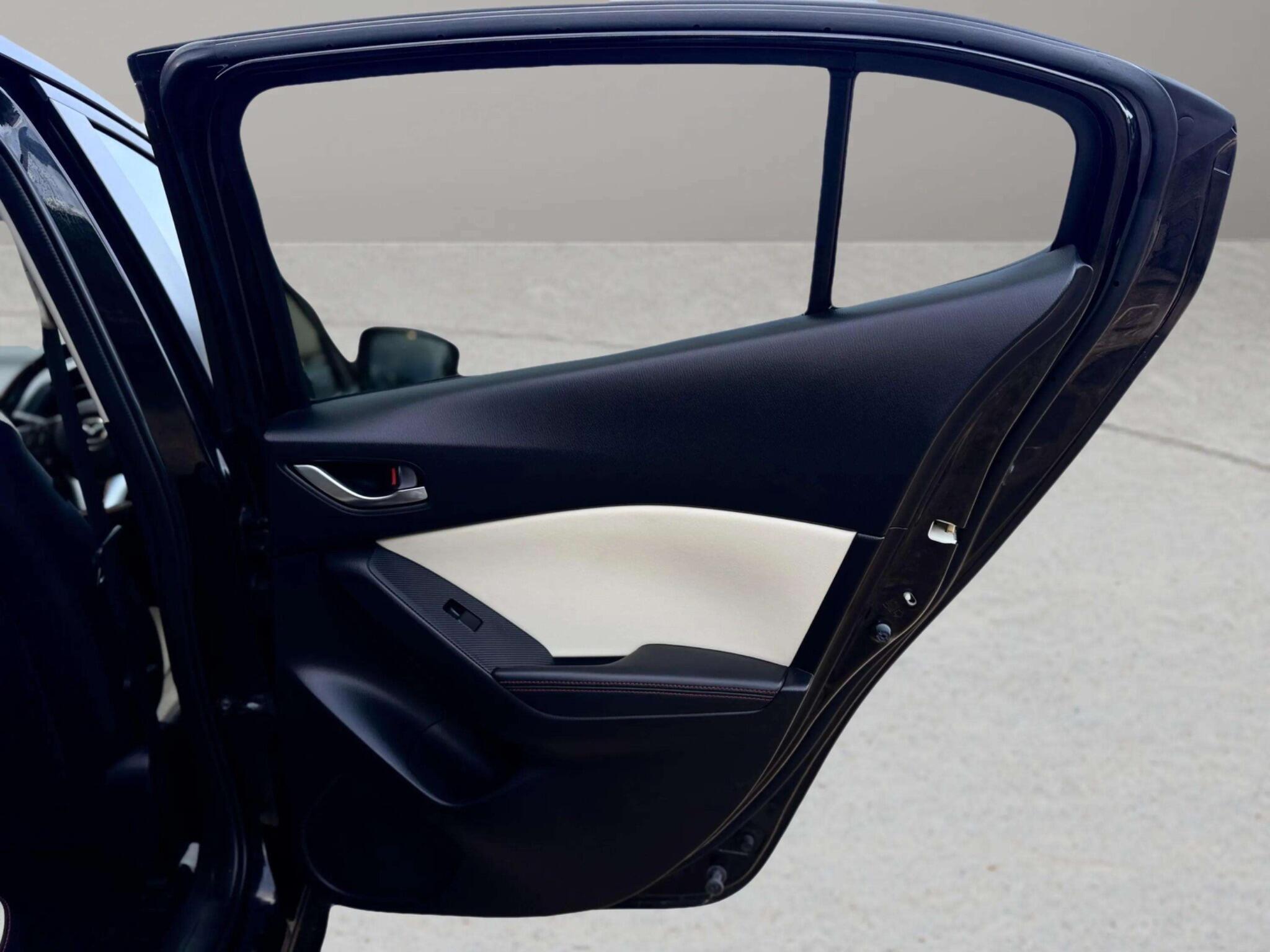 Mazda Skyactiv-G view 50