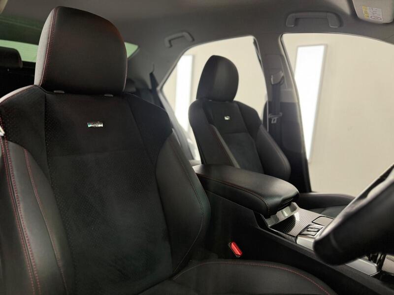2013 Toyota Mark X image 25