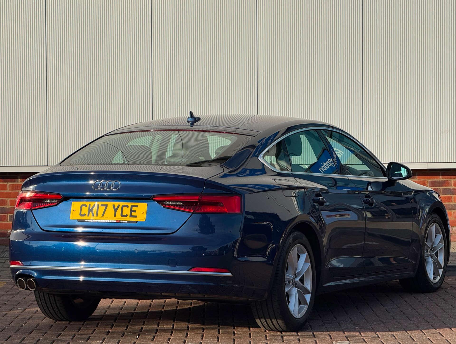 Audi A5 view 8