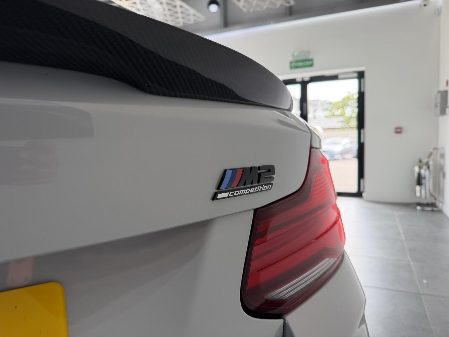 BMW M2 view 24