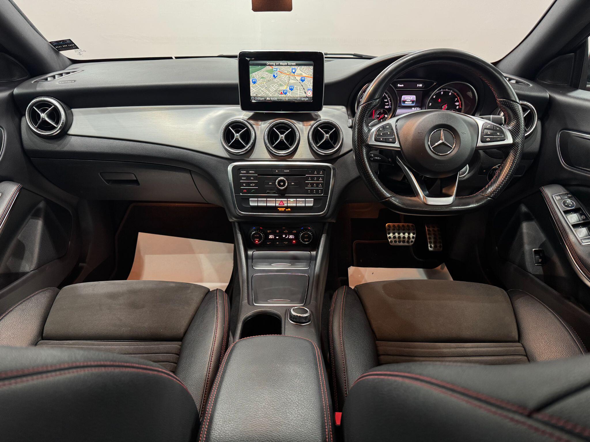 Mercedes-Benz CLA view 57