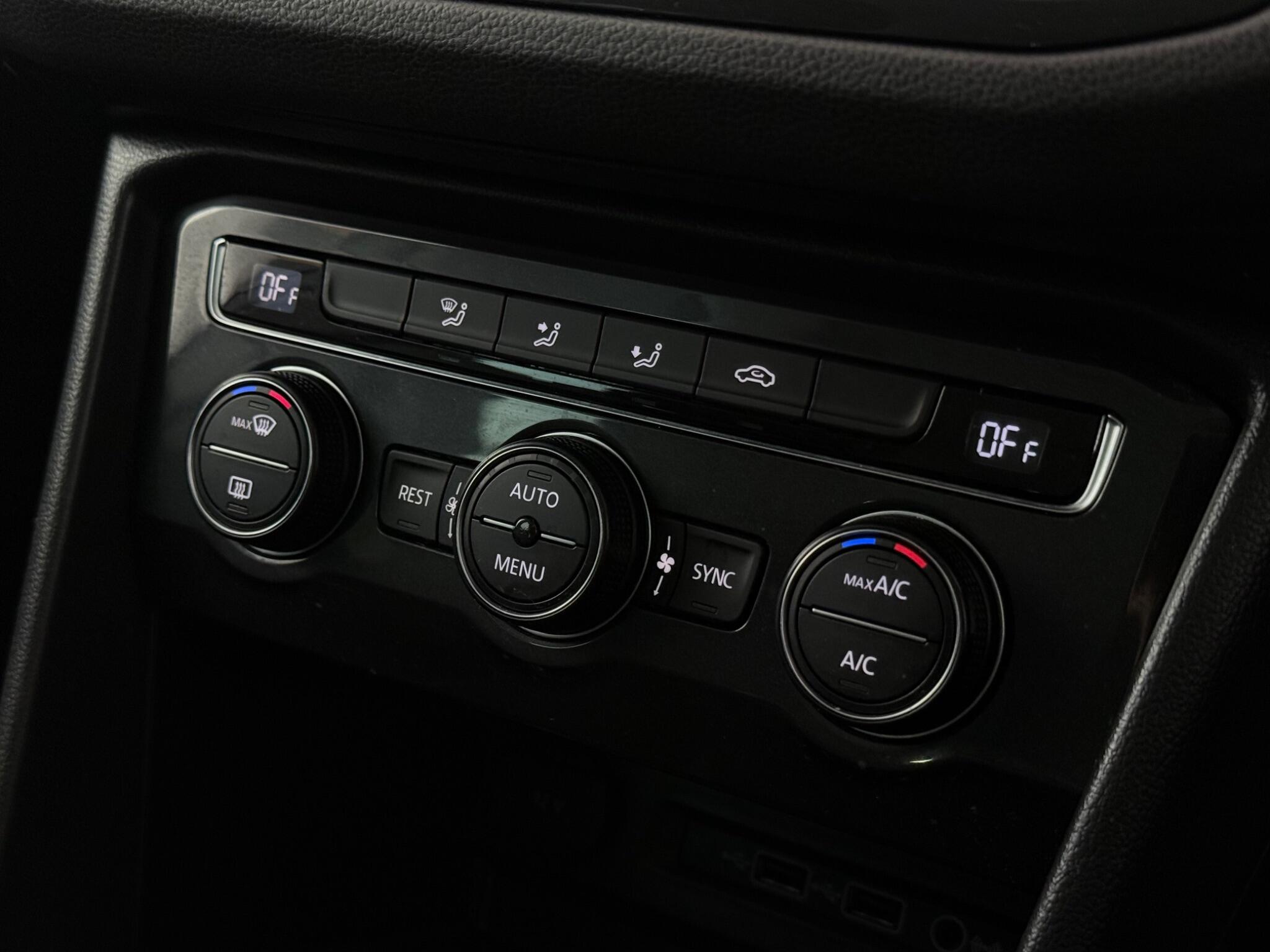 Volkswagen Tiguan view 17