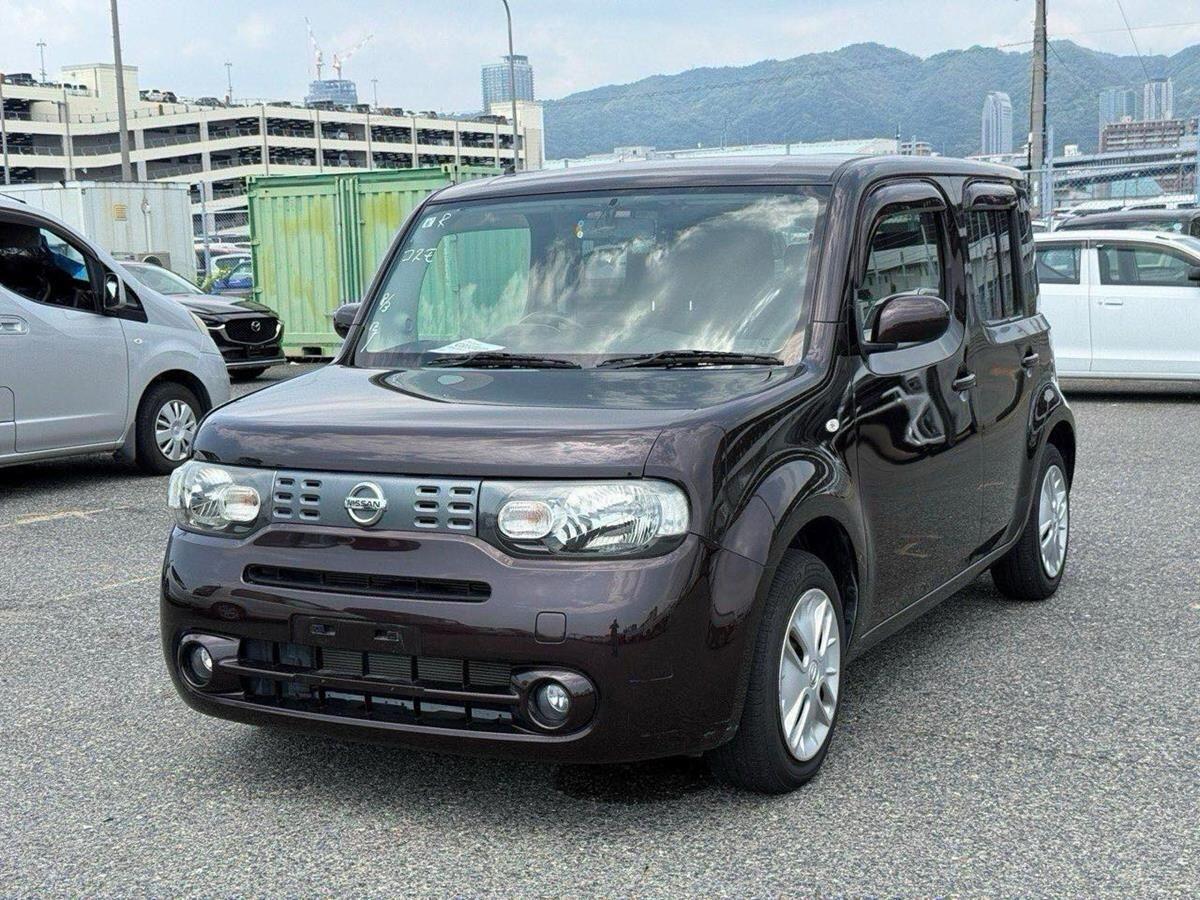 Nissan Cube view 3