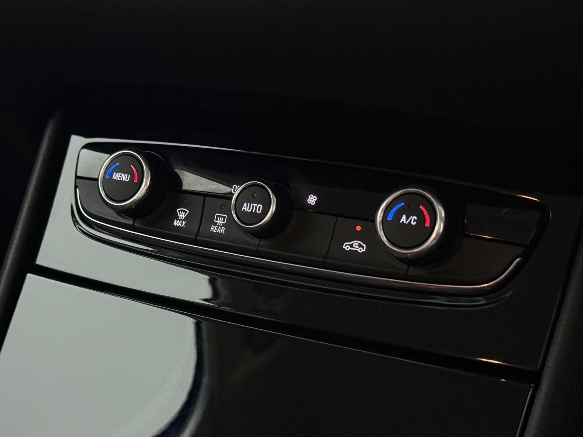 Vauxhall Grandland X view 19