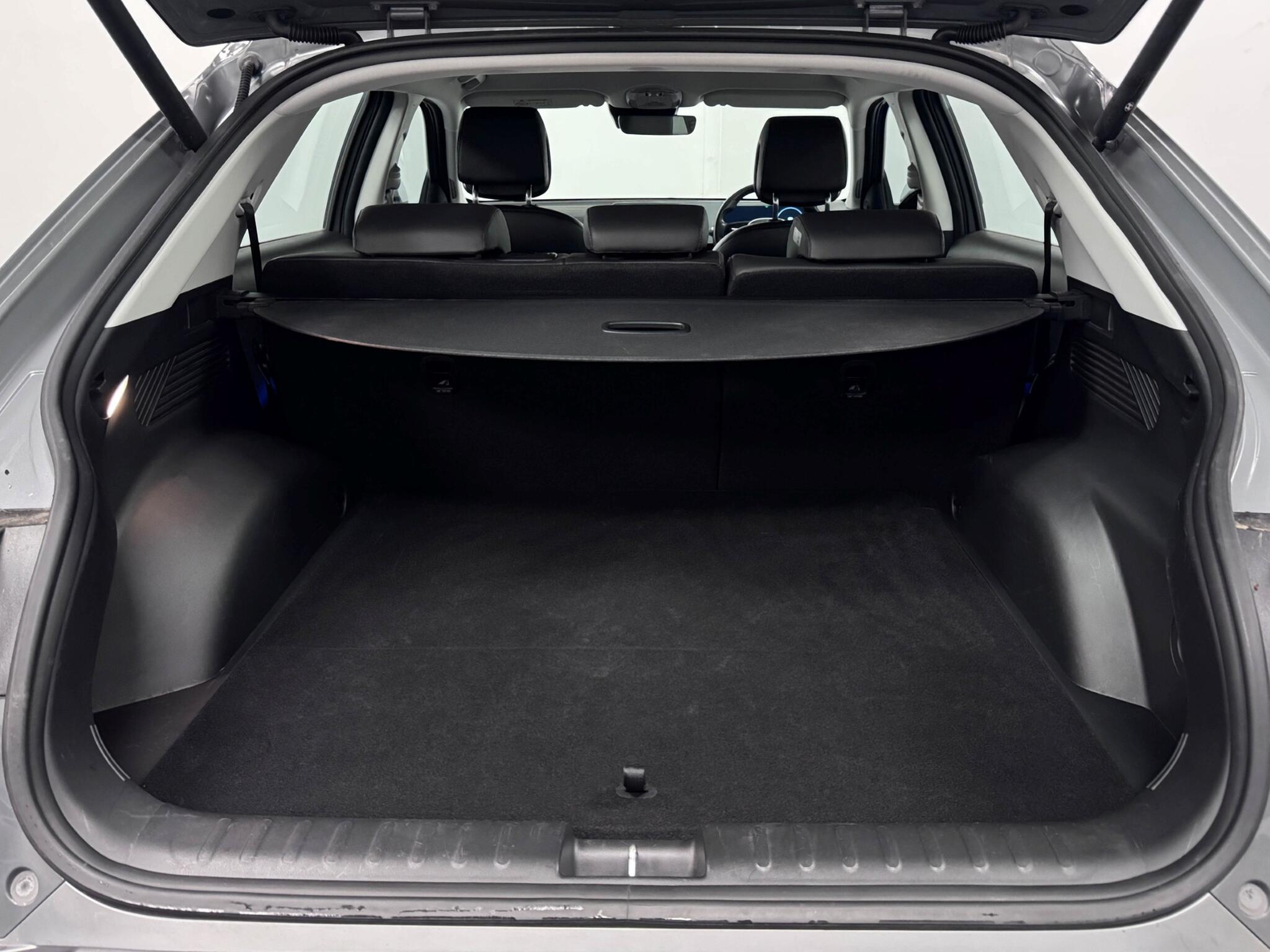 Hyundai Ioniq 5 view 7