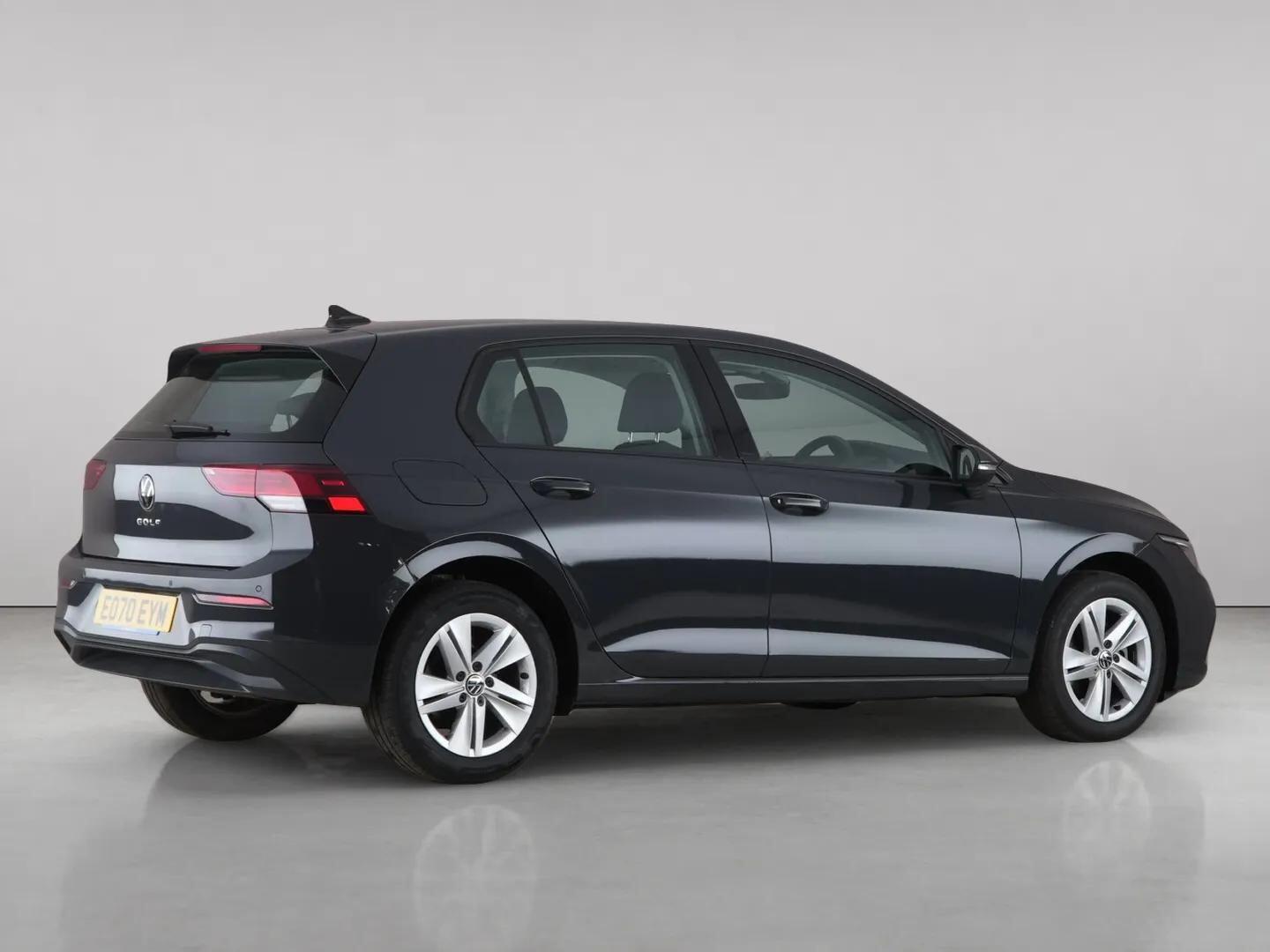 Volkswagen Golf view 6