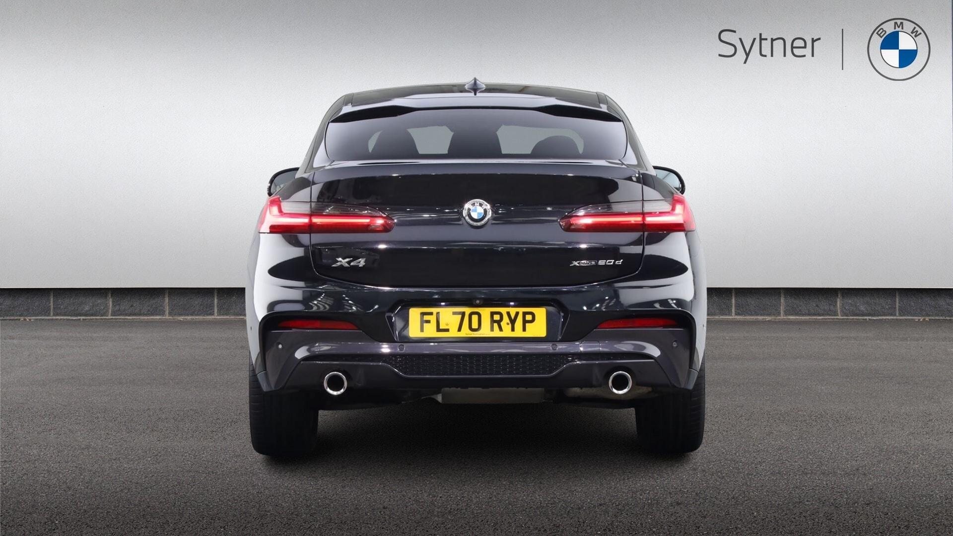 BMW X4 view 15