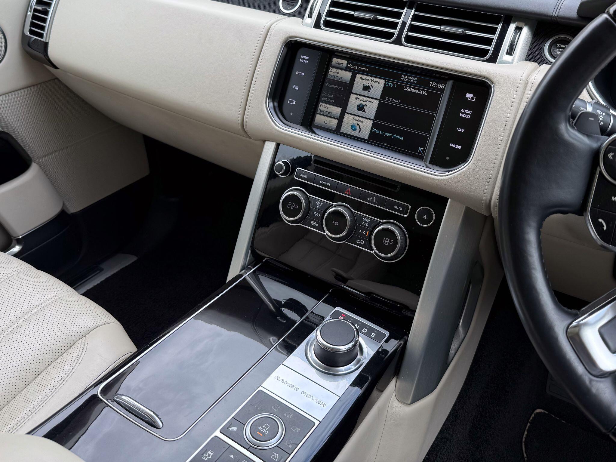 Land Rover Range Rover view 6