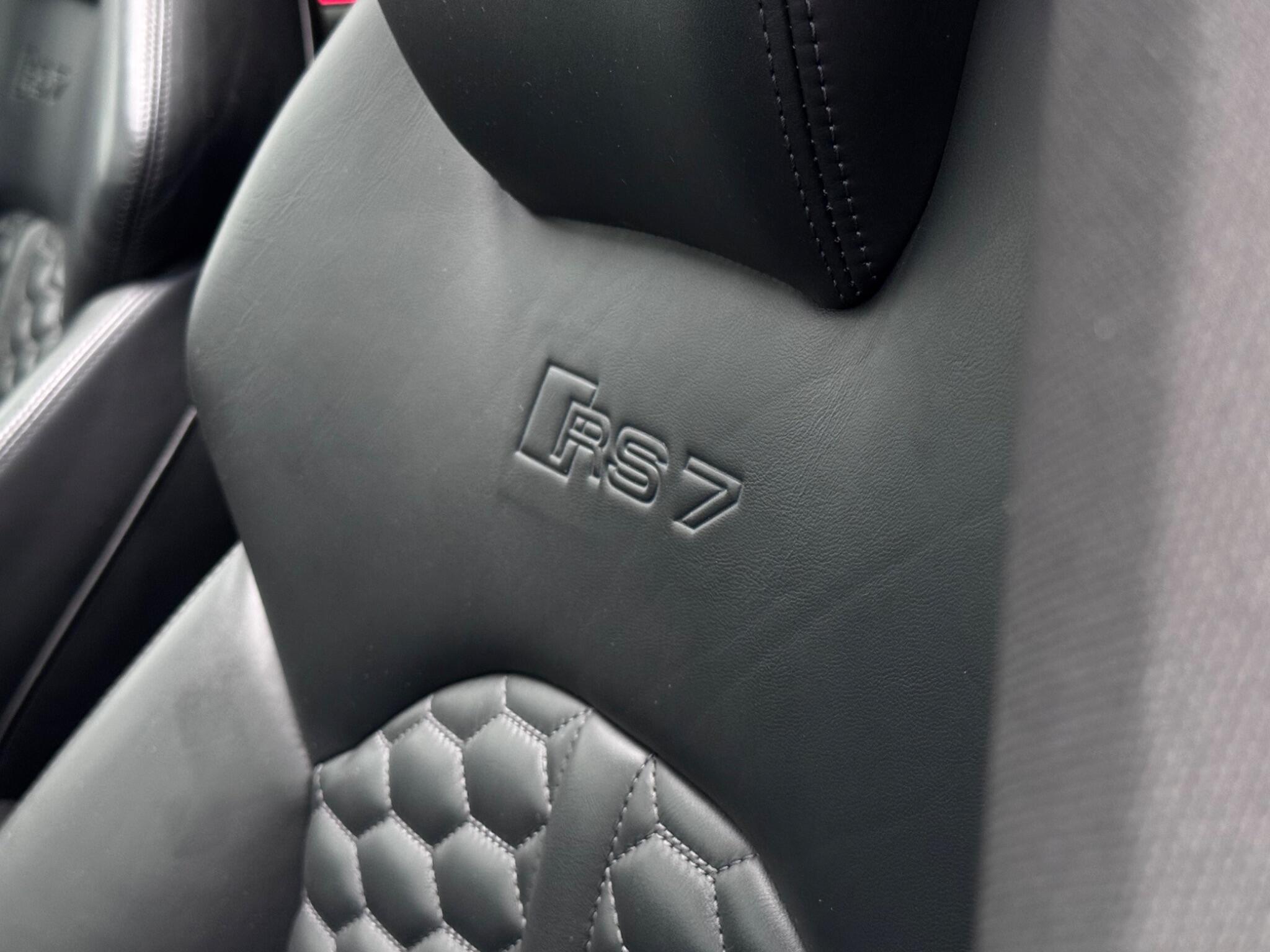 Audi RS7 view 46