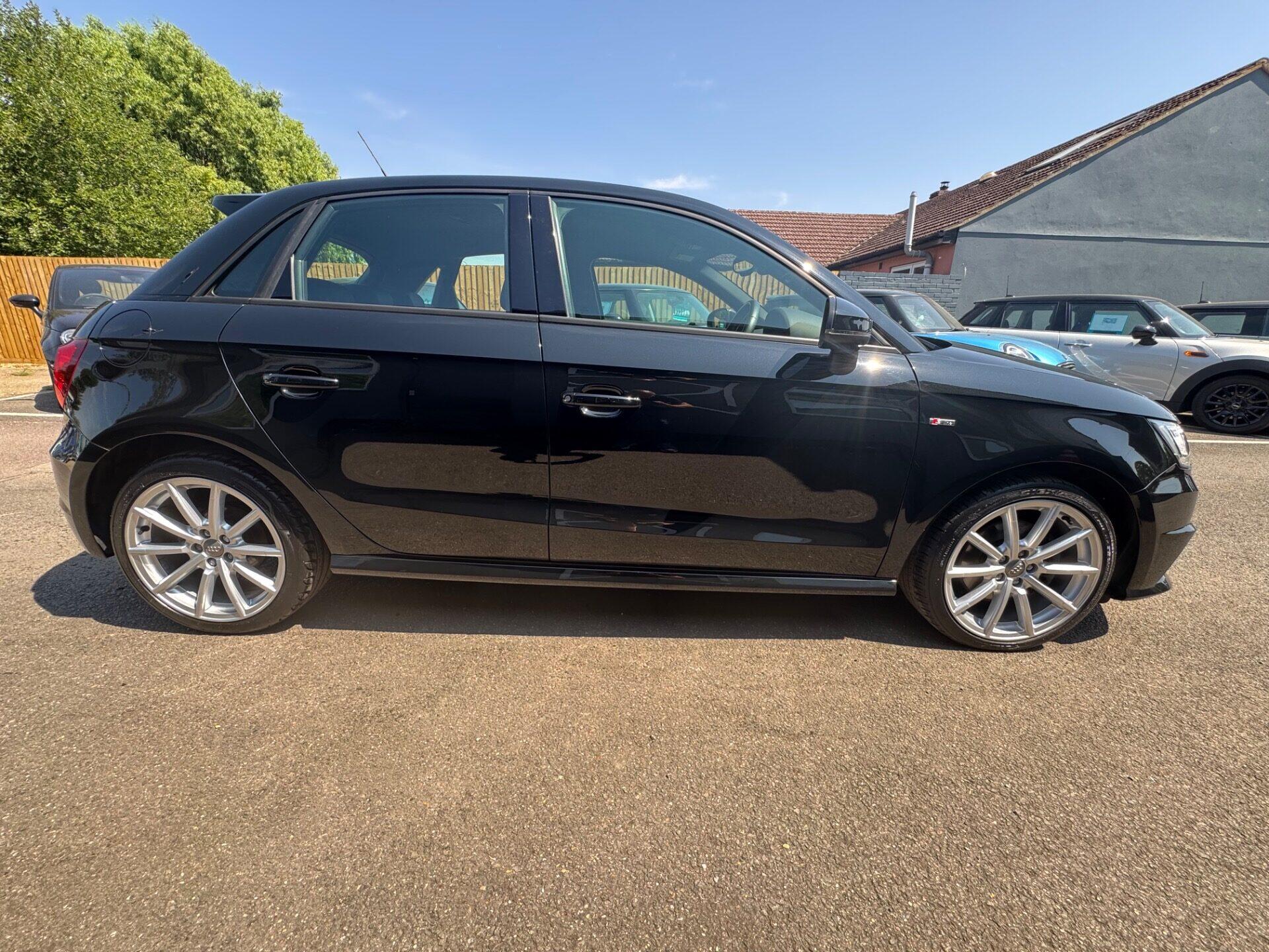 Audi A1 view 6