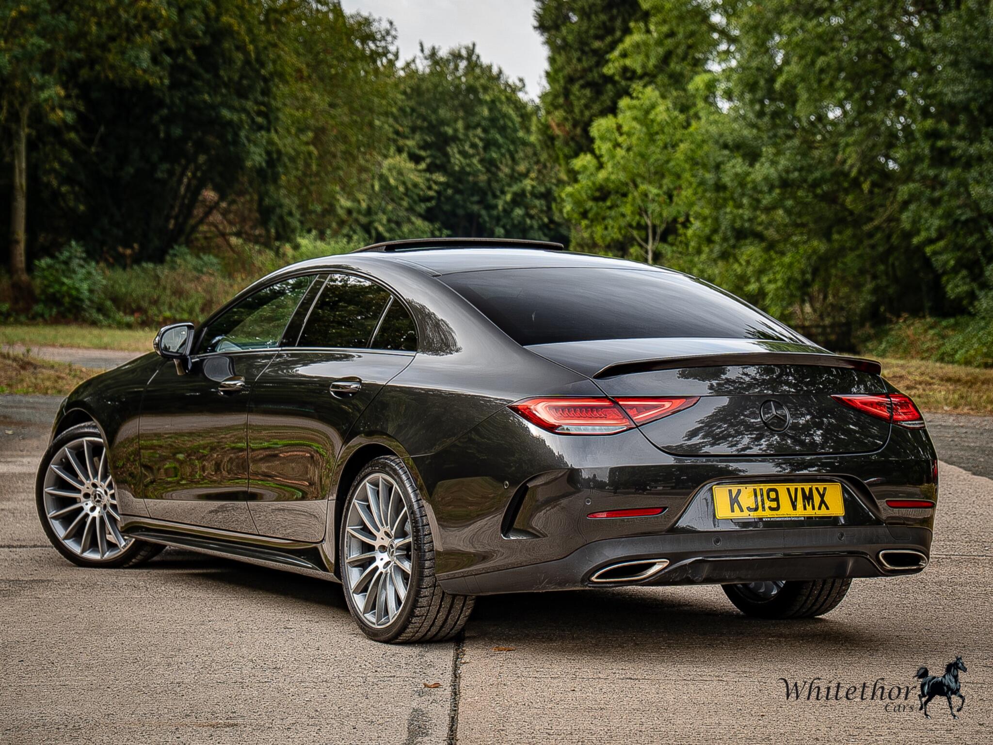 Mercedes-Benz CLS view 4