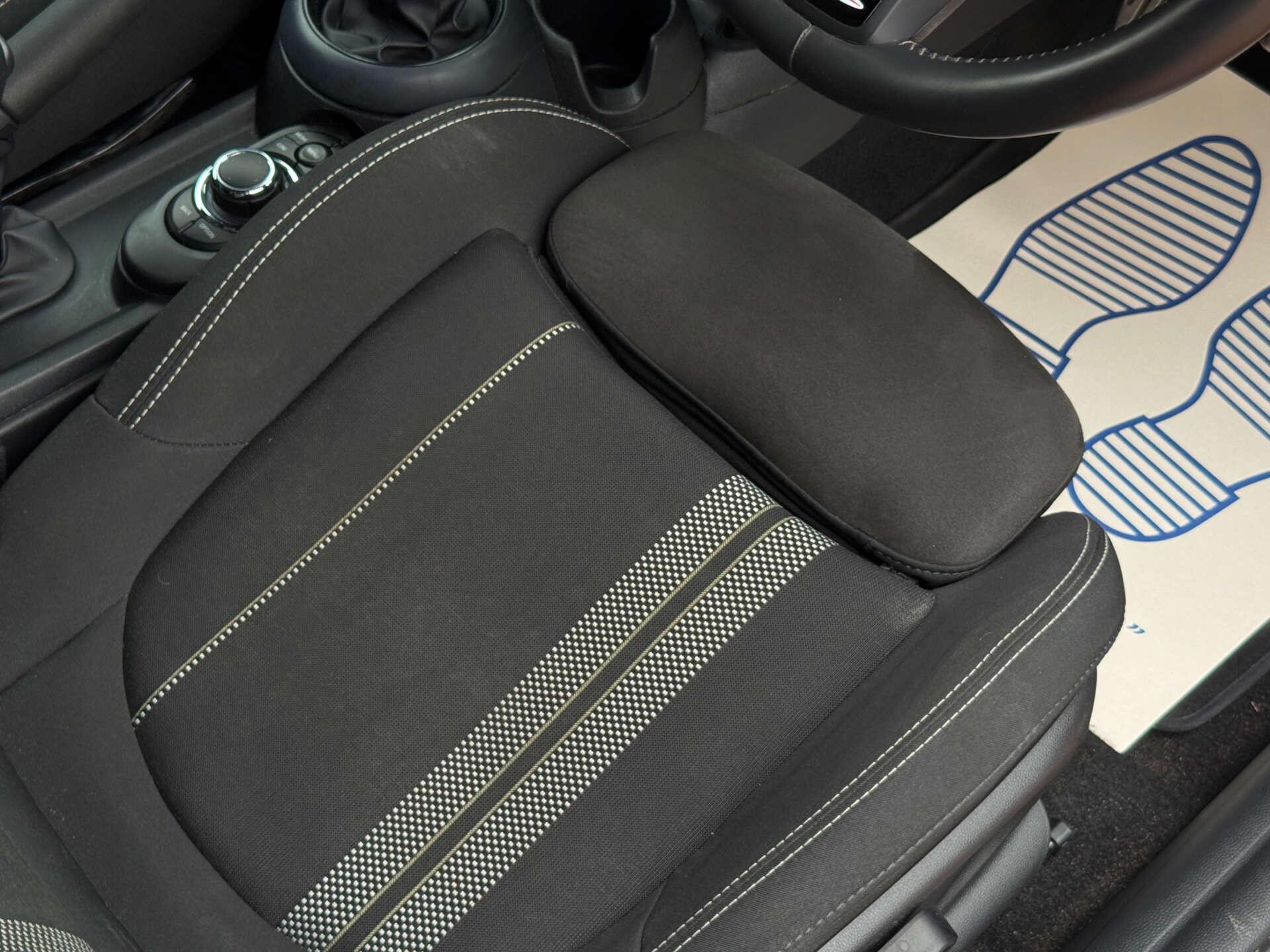 Mini Cooper view 23