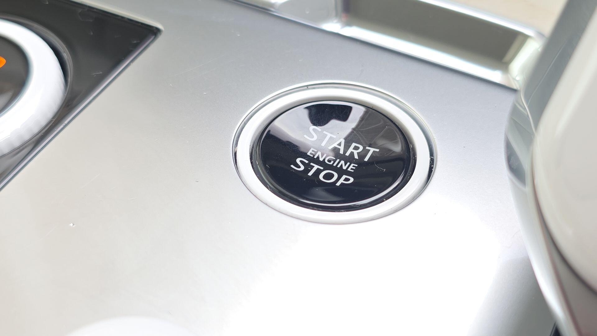 Land Rover Range Rover view 40